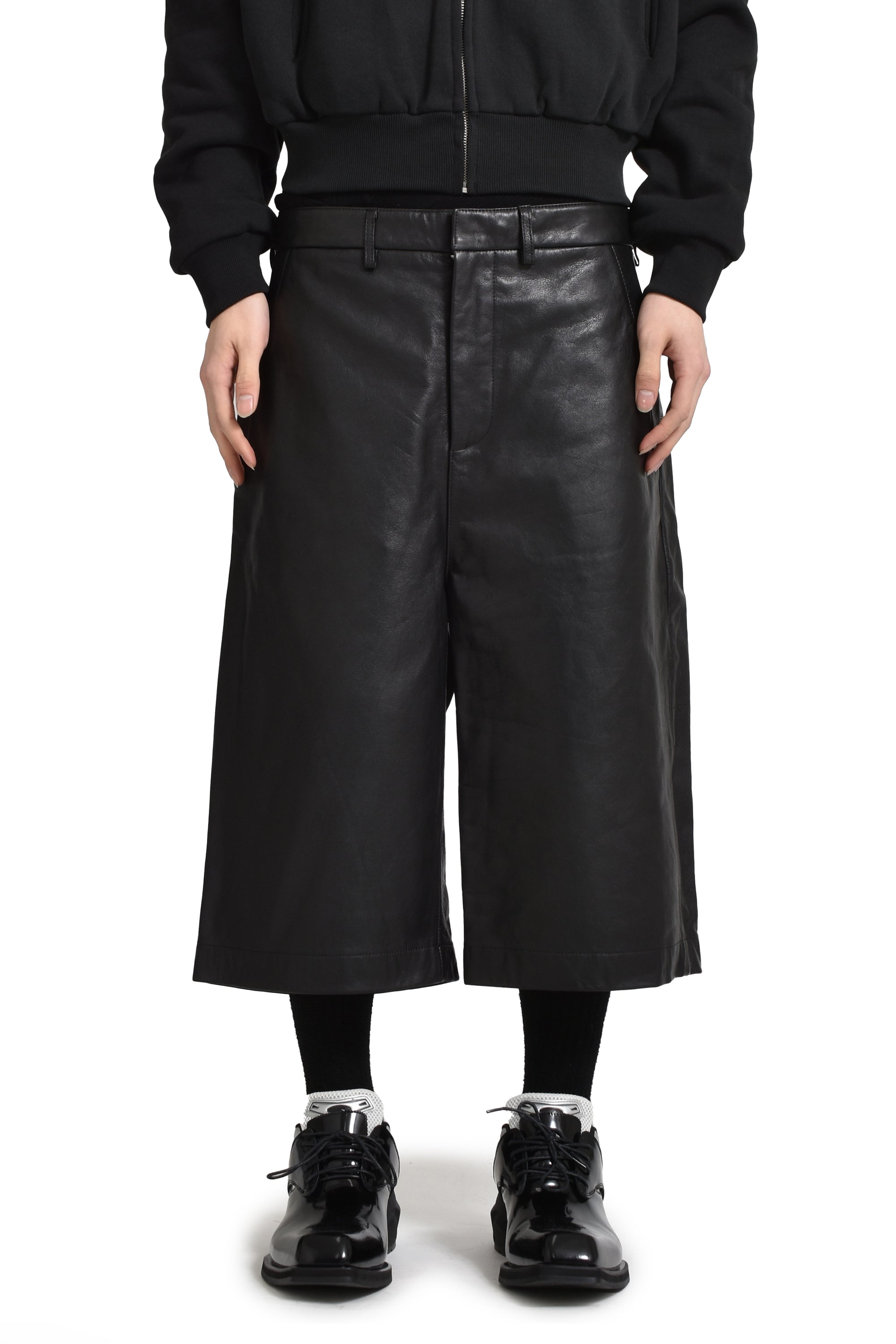 entire studios AREA SHORT BLACK LEATHER / BLK LEATHER