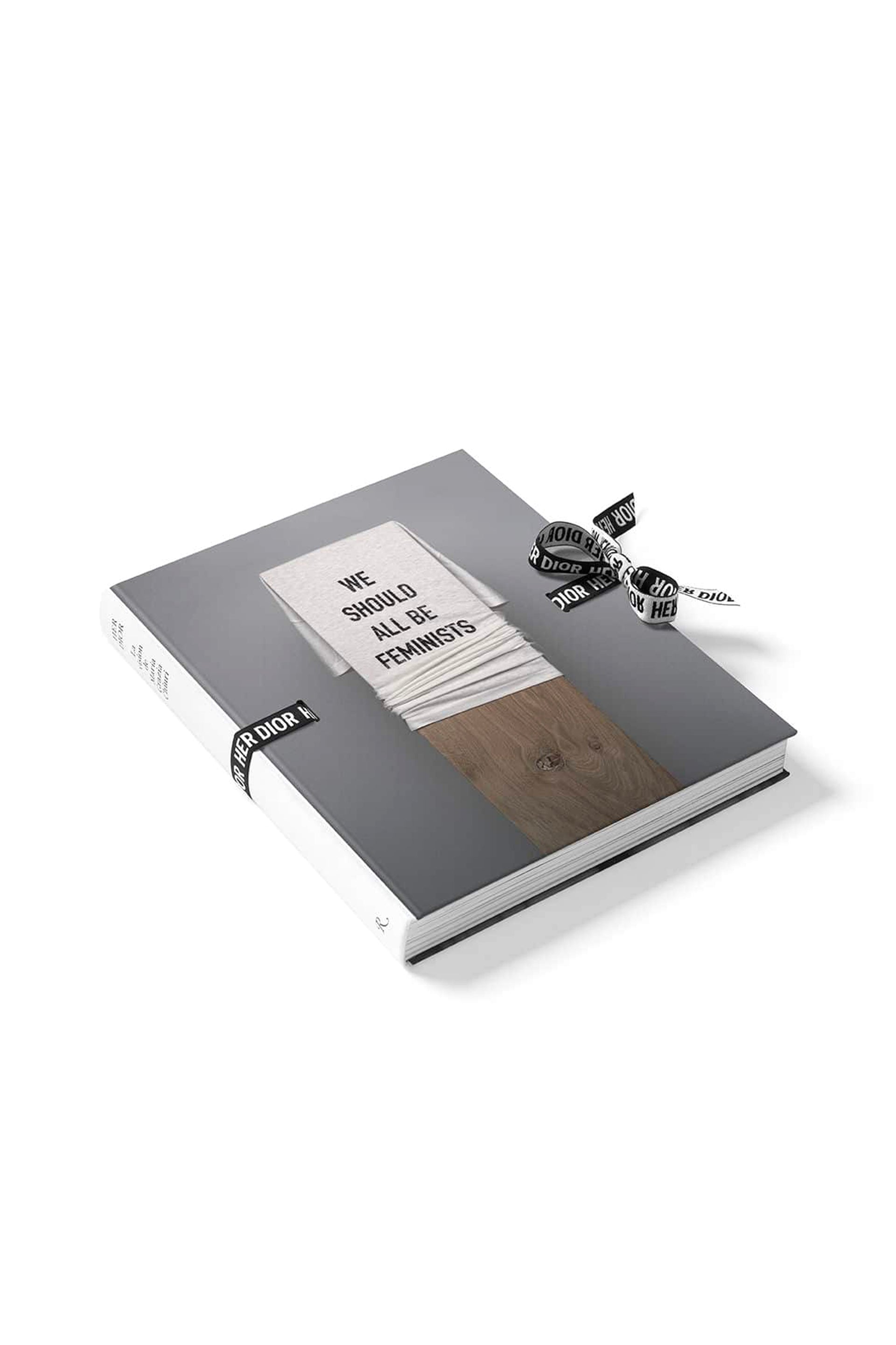 Rizzoli HER DIOR: MARIA GRAZIA CHIURI'S NEW VOICE / 2021