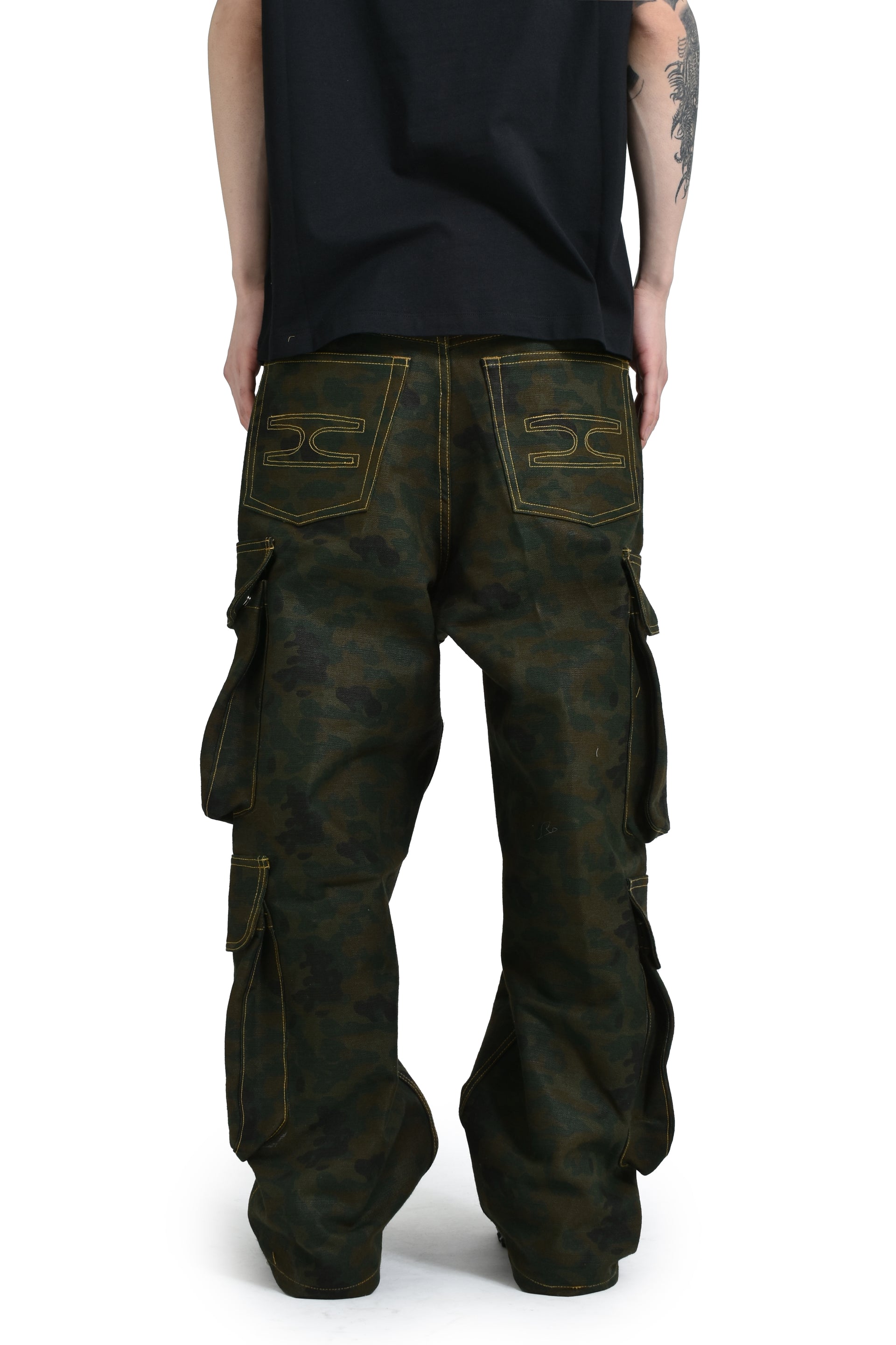The Edge of Earth™ HANZO CARGOS / CAMO