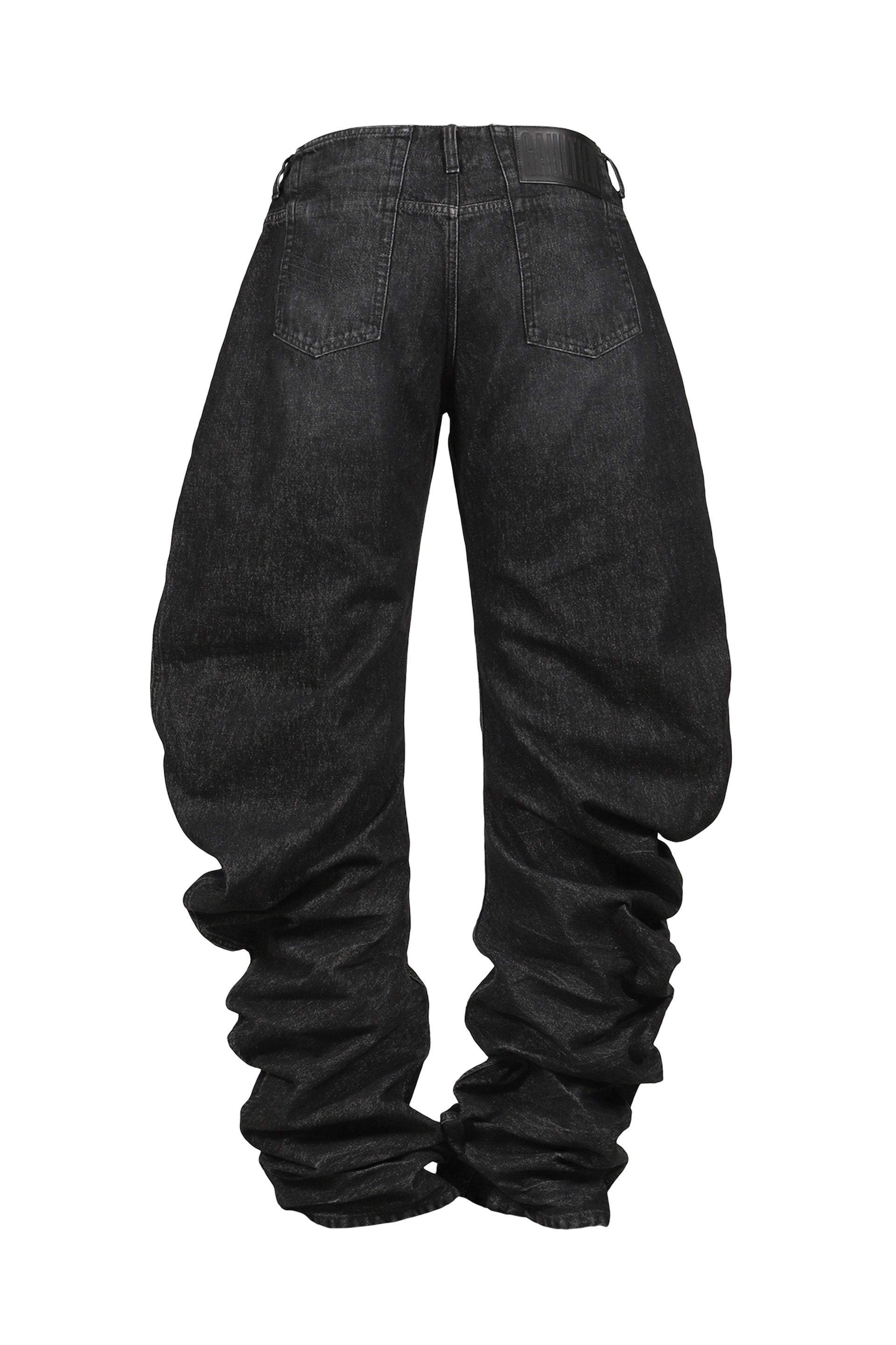 JEAN WITH OVERSIZED FIT / BLK