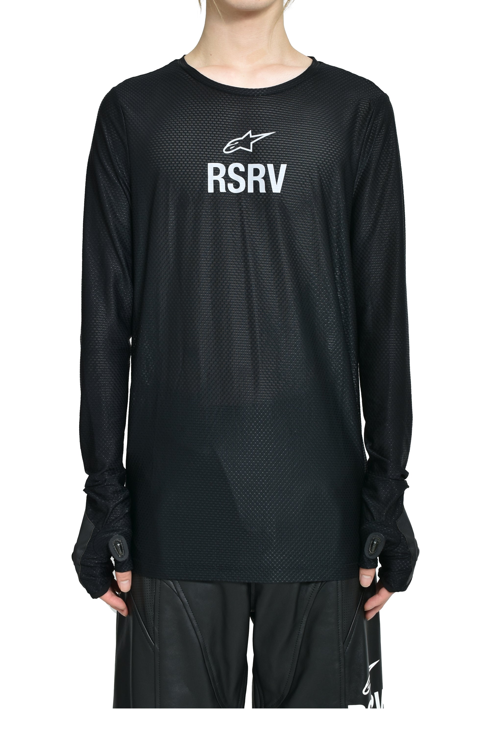 KNUCKLE LS TEE / BLACK