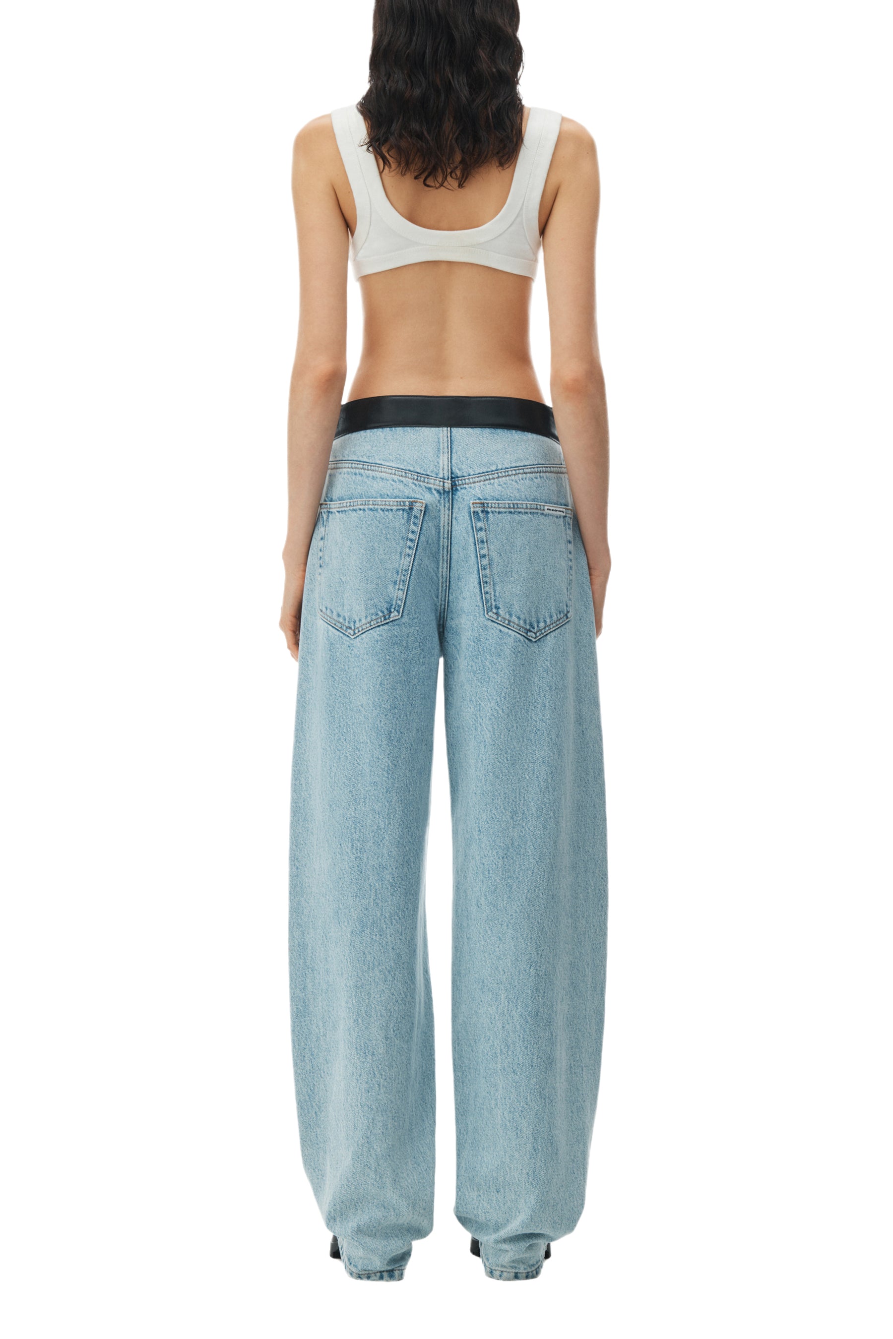 LEATHER BELTED BALLOON JEAN / BLEACH