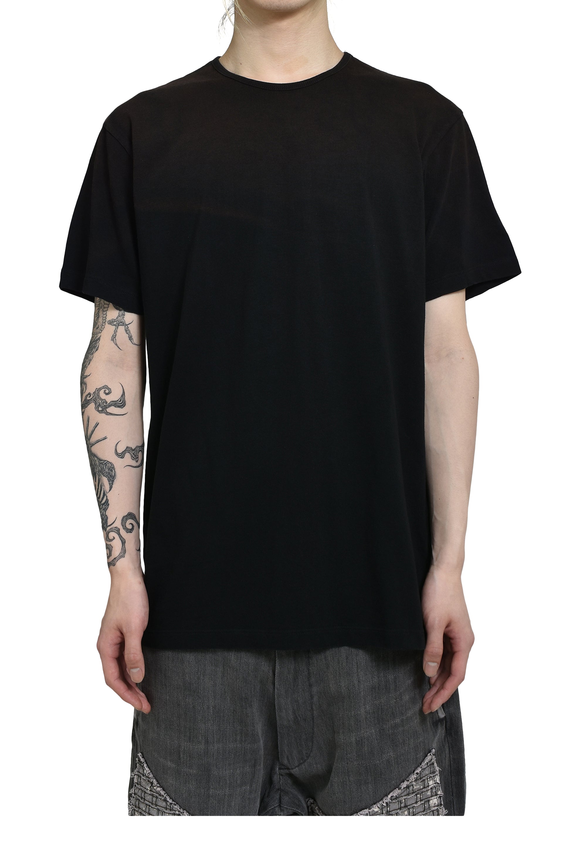 CHITO SHINY FINESSE PUP TEE / BLK