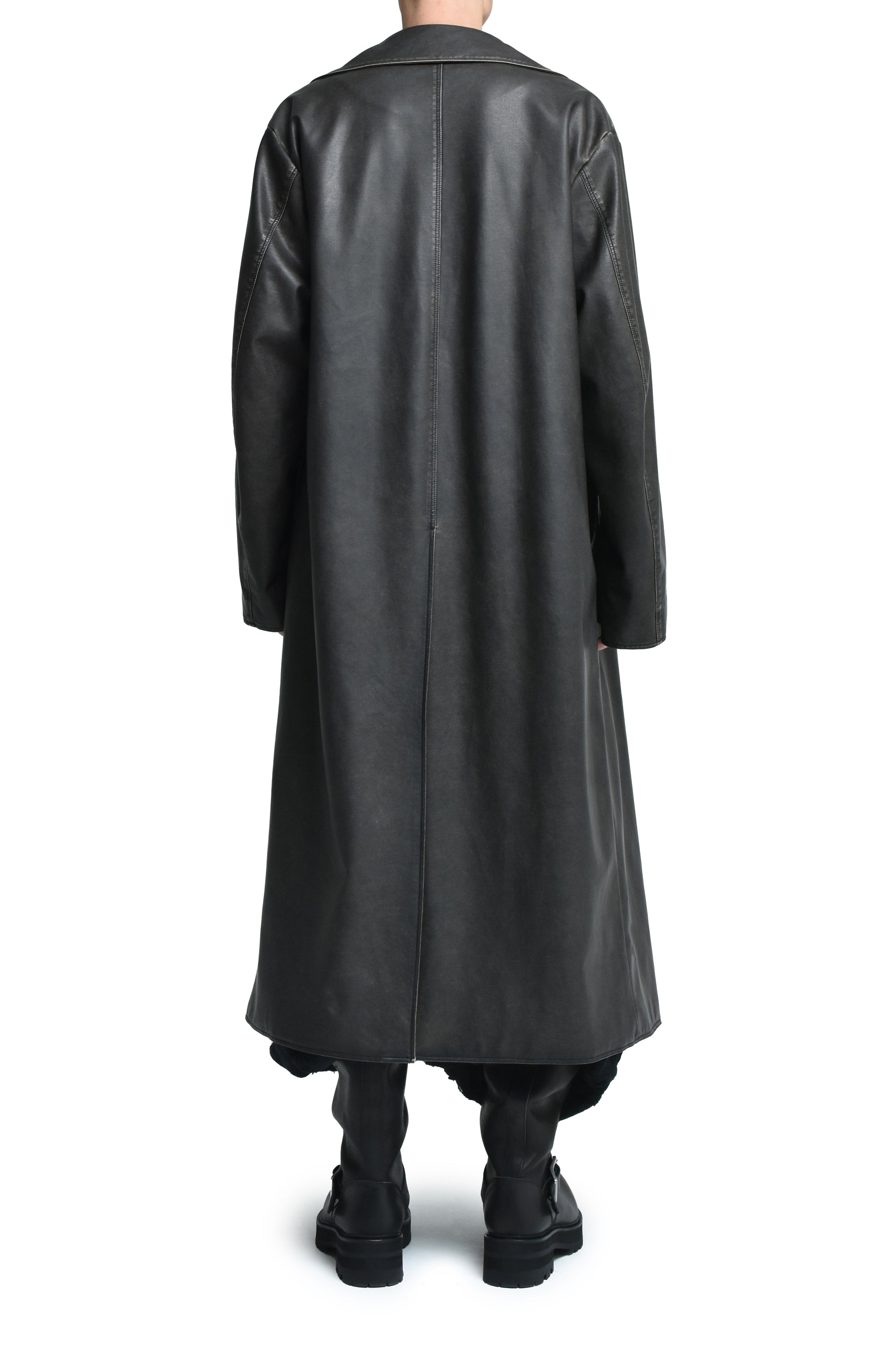 LOOSE DOUBLE COAT / D.BRW