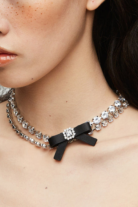 RUBBER BOW GEMSTONE NECKLACE / BLK