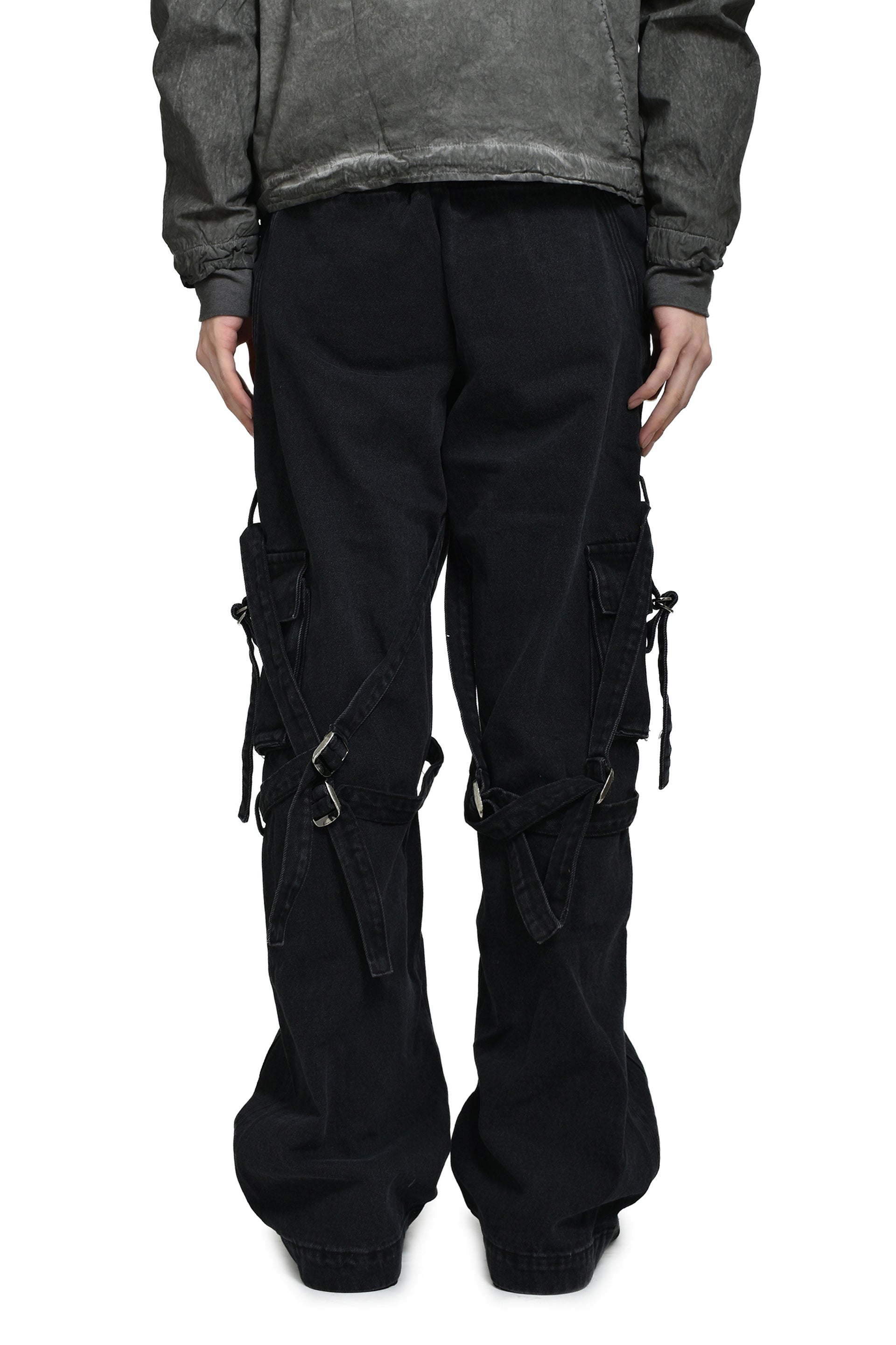 BONDAGE CARGO PANTS 2.0 / BLACK