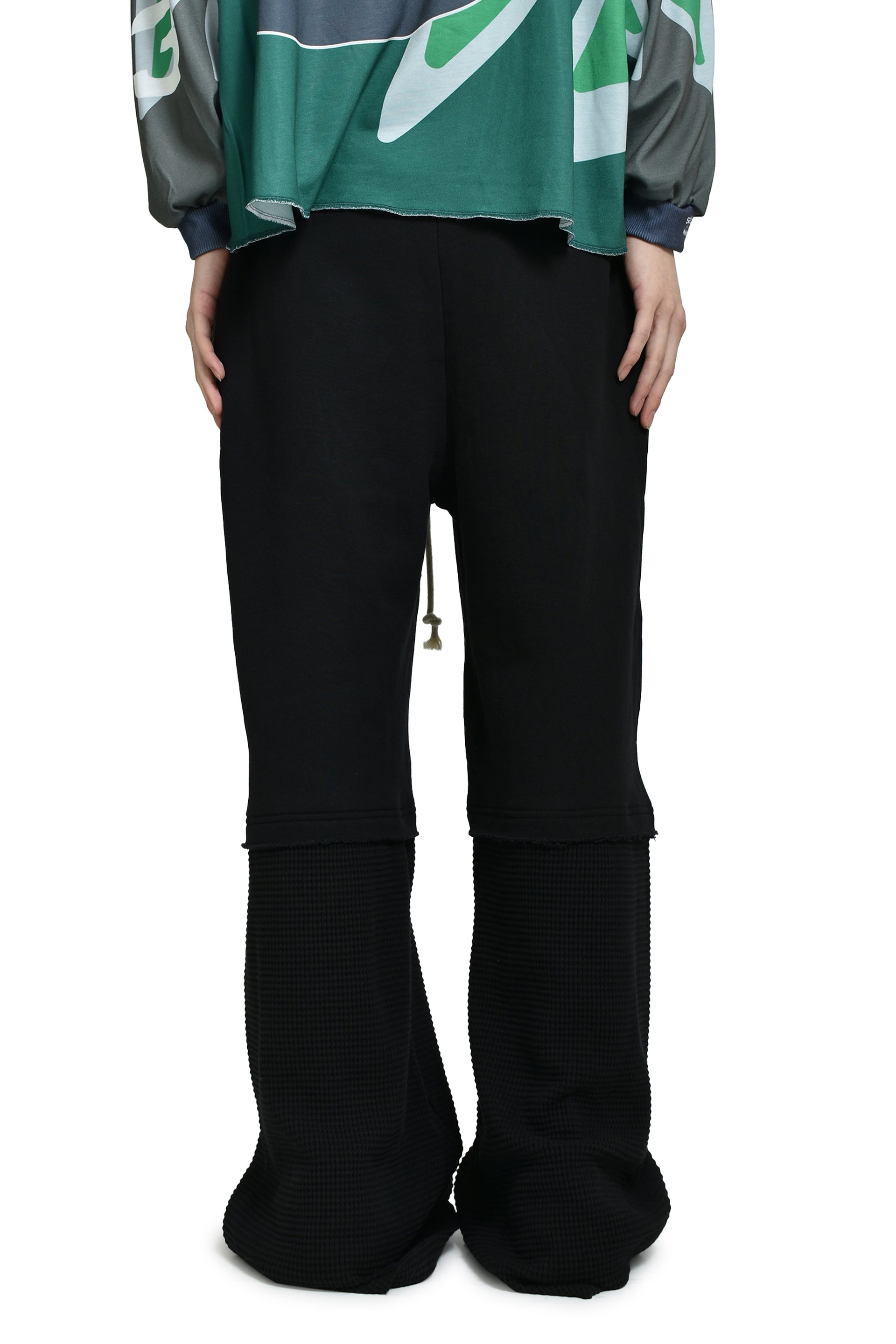 STUDDED DOUBLE LAYER SWEATPANT / BLK
