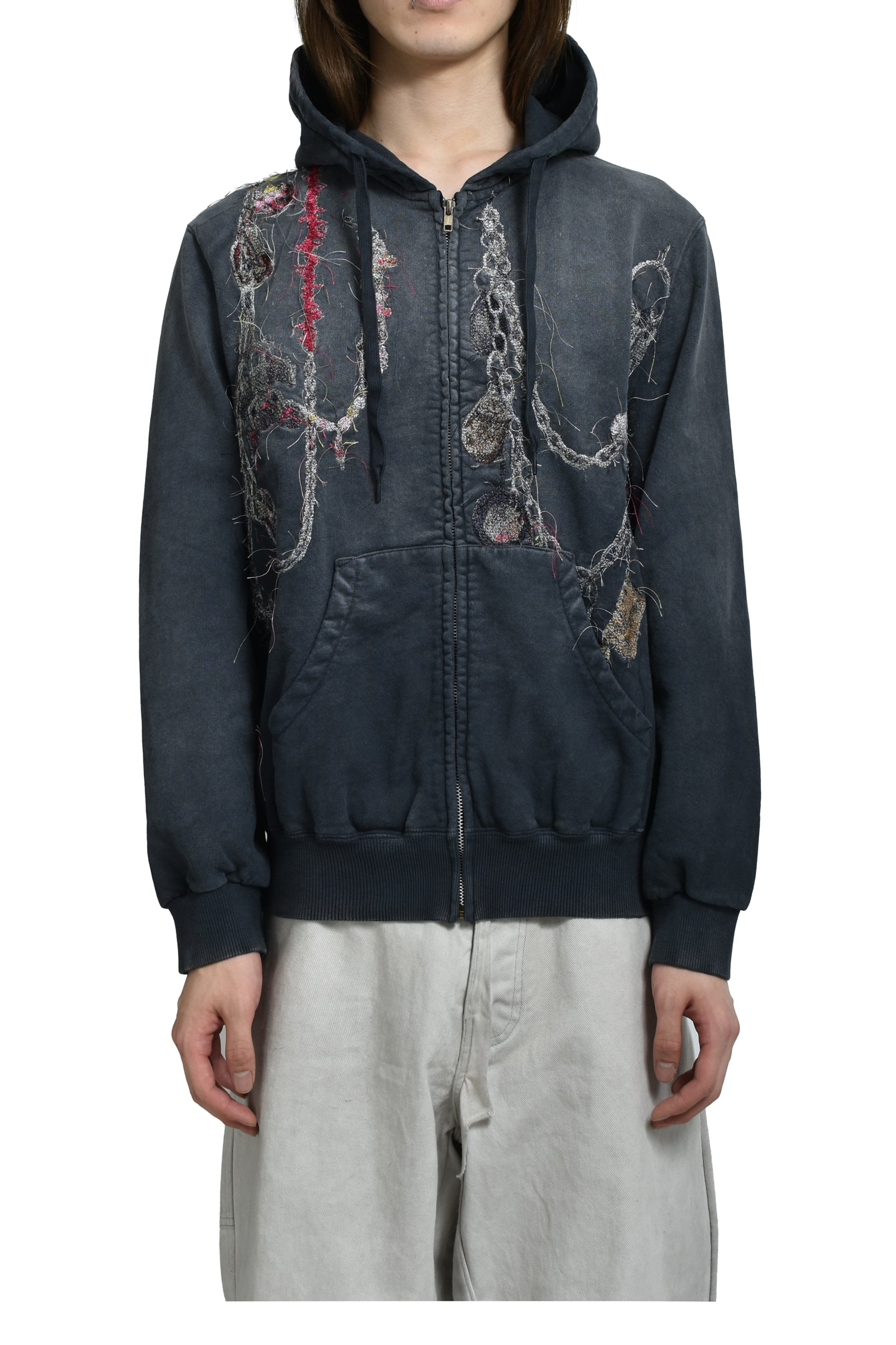EMBROIDERED CHAIN ZIP-UP HOODIE / GRY