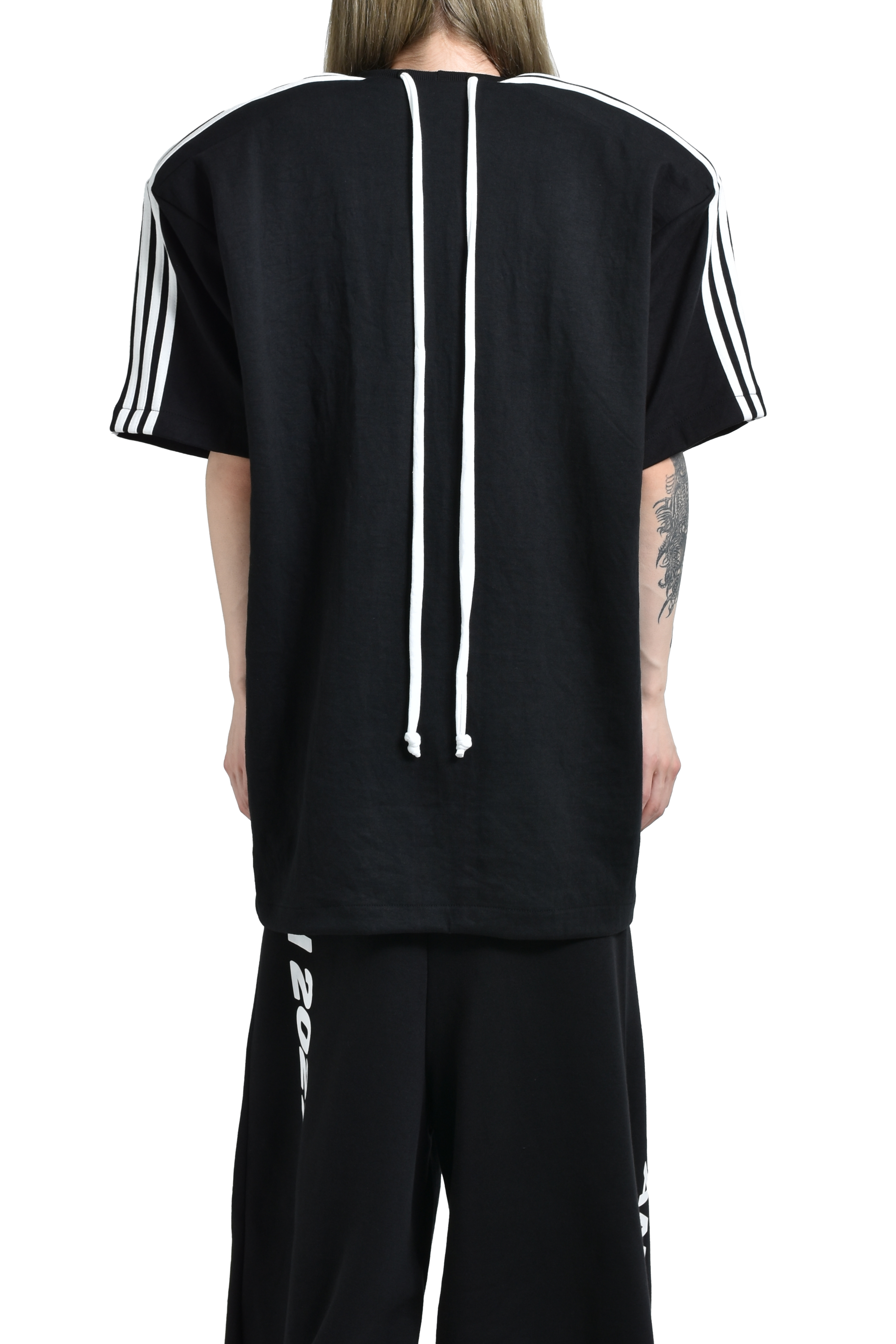 YORI SPORT 5STRIPE PADDED T-SHIRT(EXCLUSIVE) / BLK