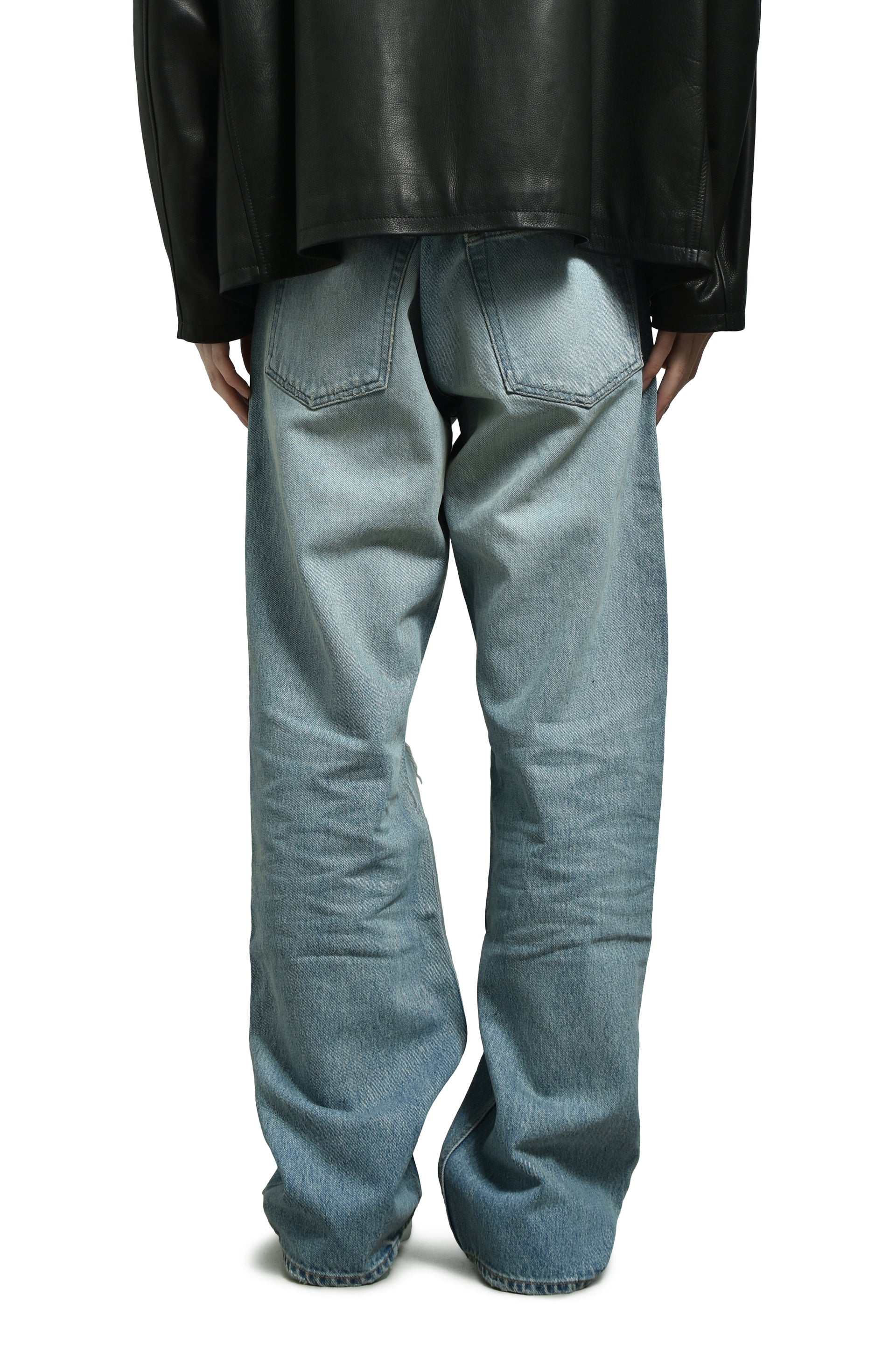 STRAIGHT 5 POCKET JEAN / LIGHT INDIGO