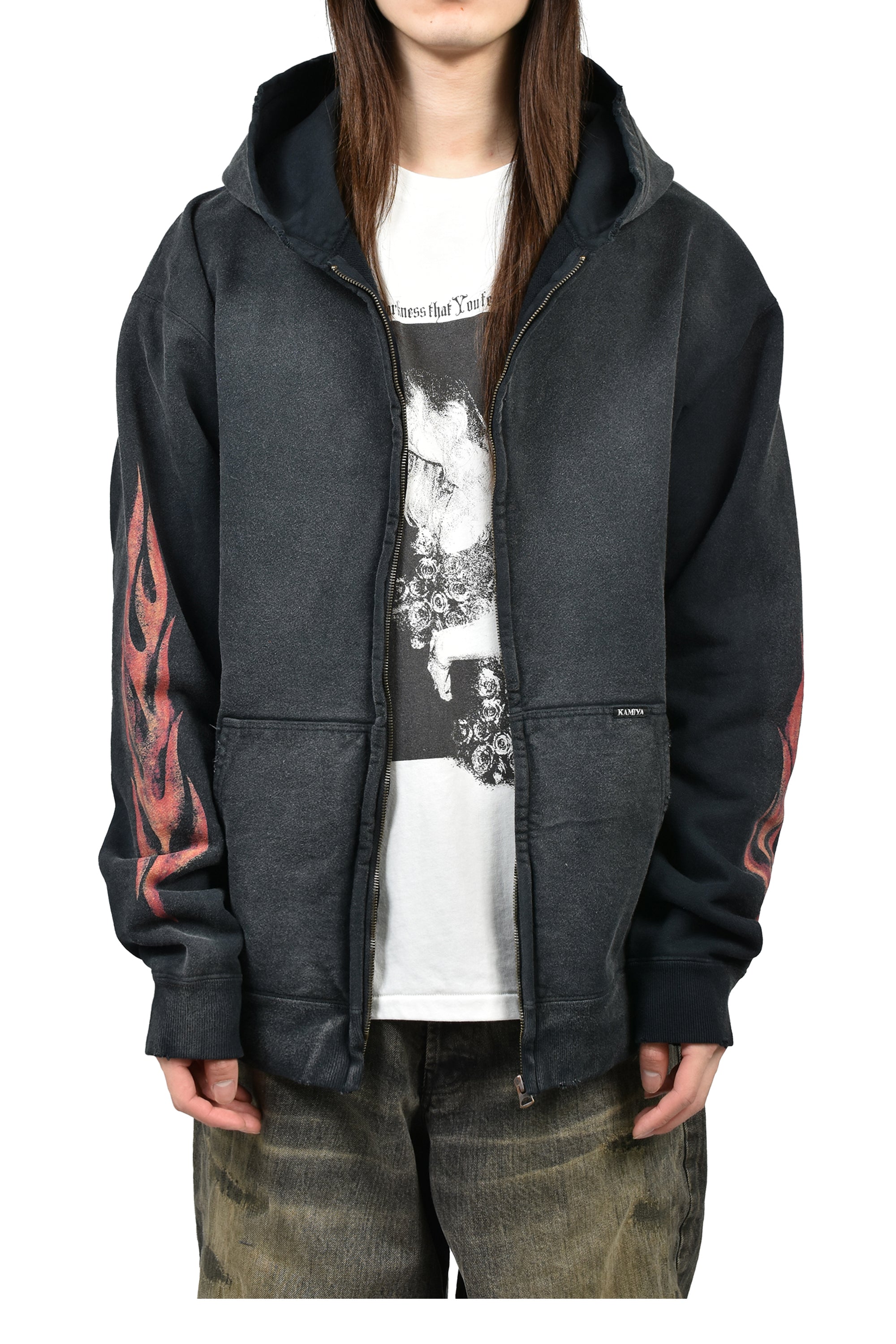 “CRAYON FLAME KMY” ZIP HOODIE / BLK