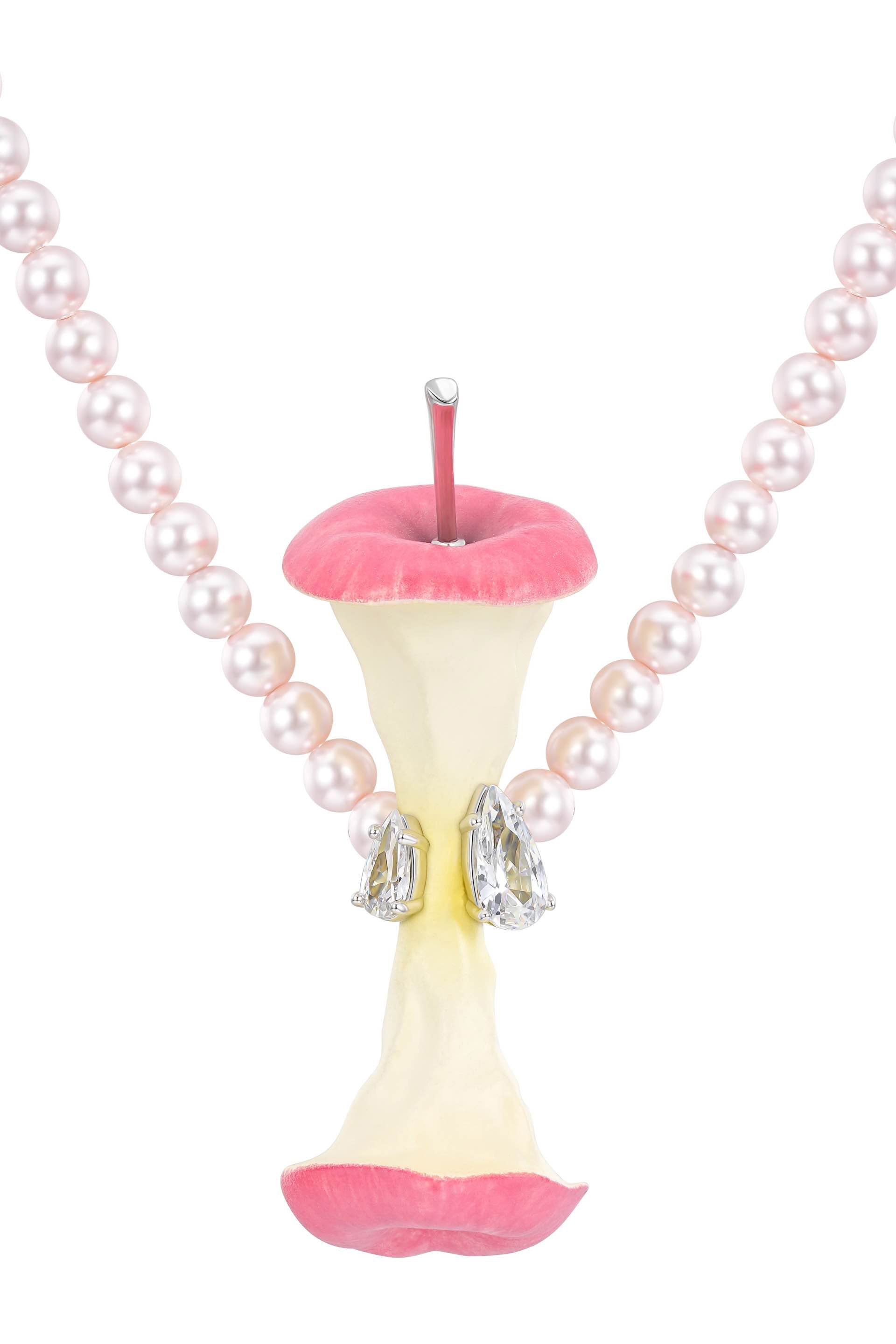APPLE CORE PEARL NECKLACE / PNK