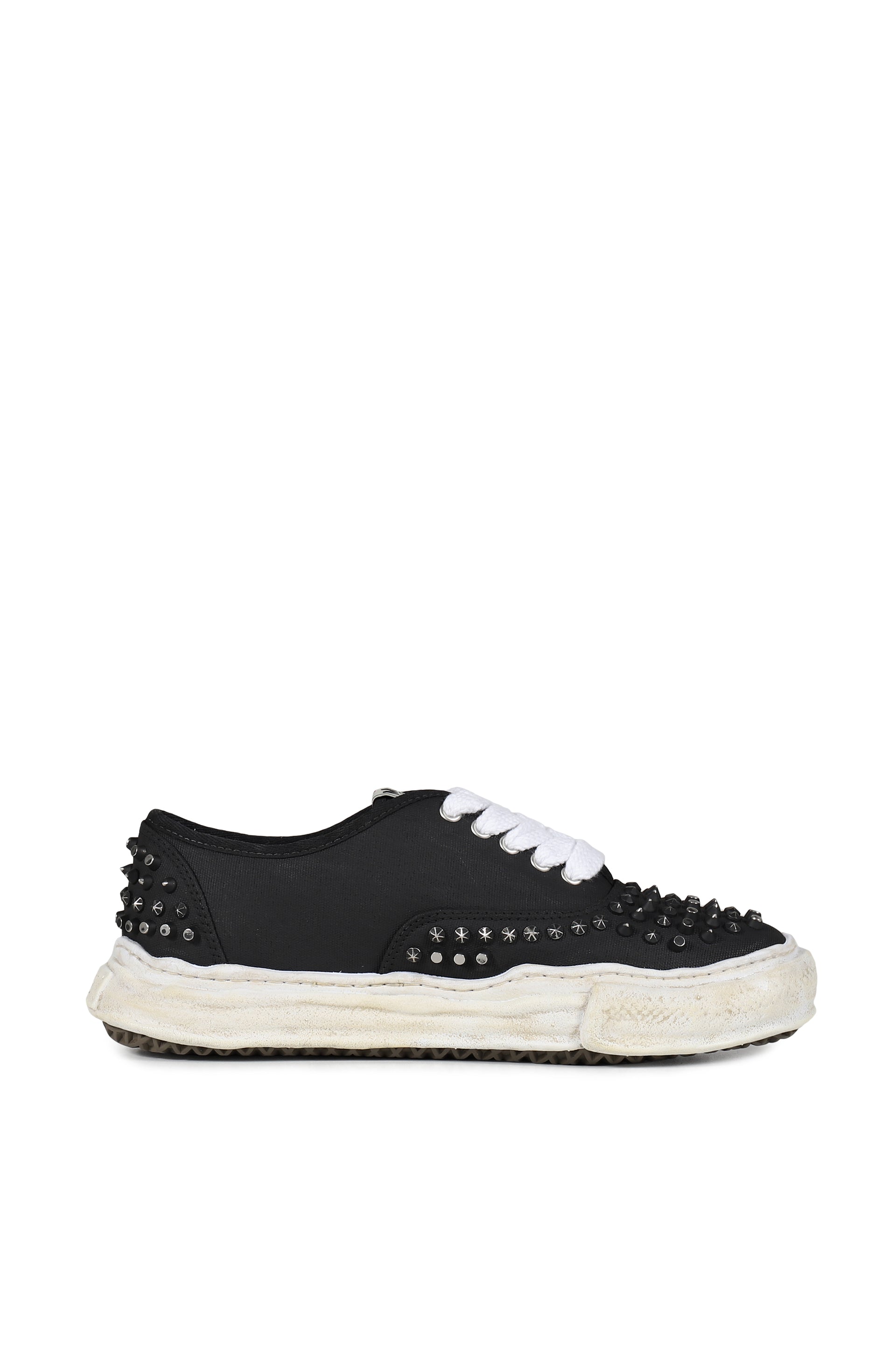 BAKER STUDDED CANVAS LOW / BLK