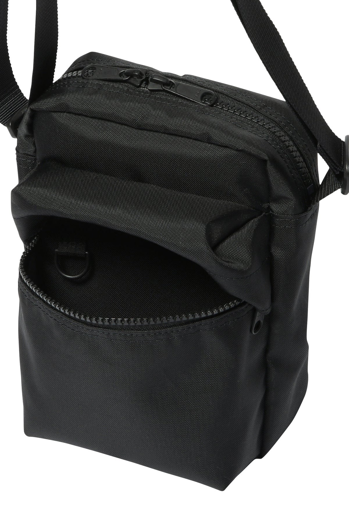 SHOULDER POUCH / BLK