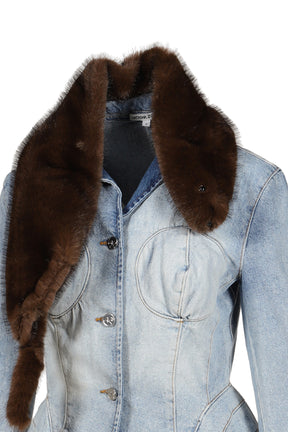 FAUX FUR TIPPET DENIM JACKET / LIGHT WASH BRW