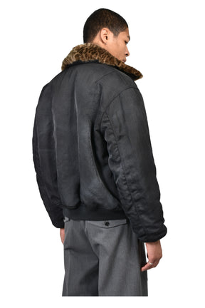 FUZZY LEO COLLAR BOMBER / BLK