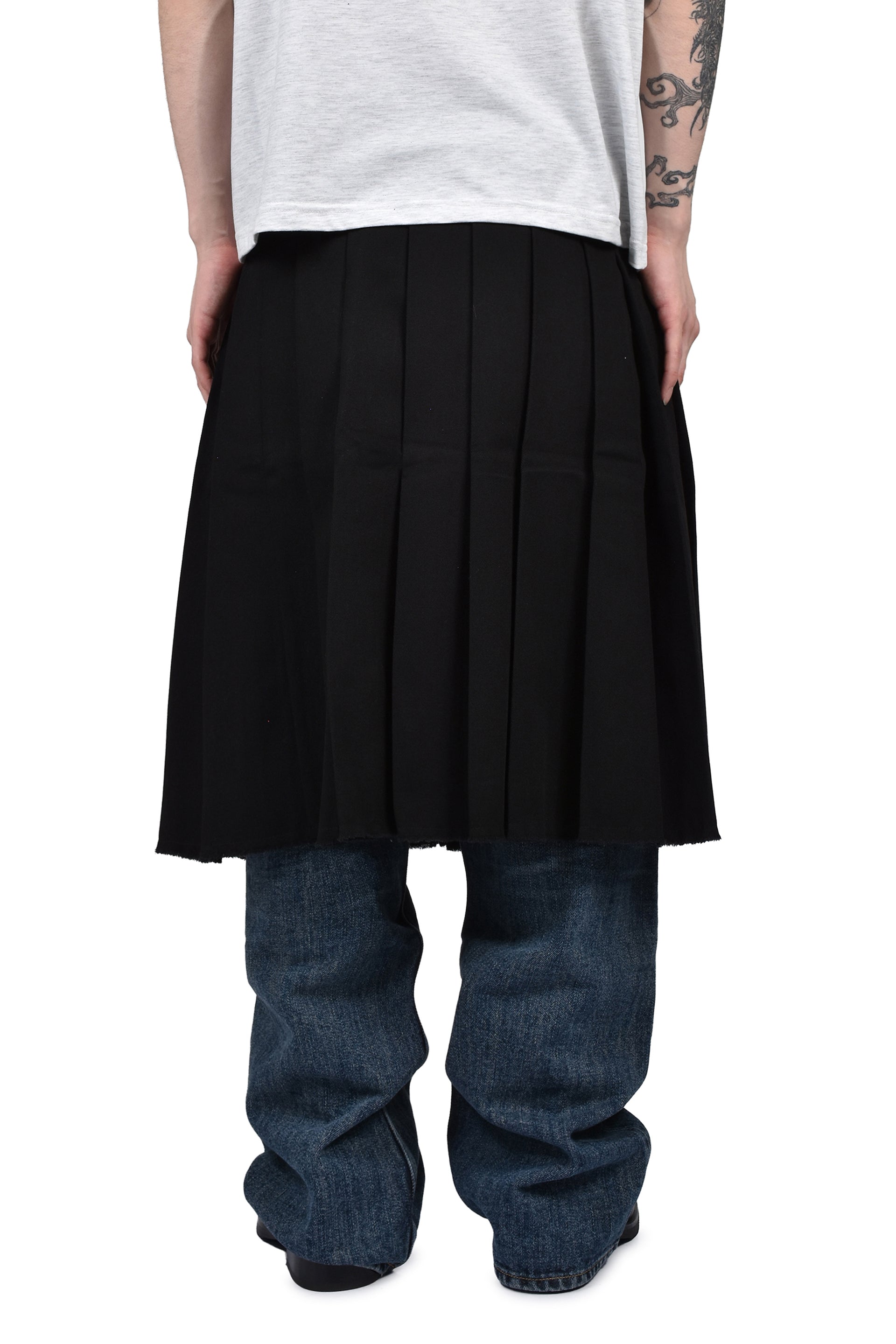 A4 COTTON QUILT / BLK