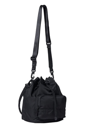 DRAWSTRING SHOULDER BAG / BLK