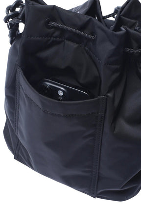 DRAWSTRING SHOULDER BAG / BLK