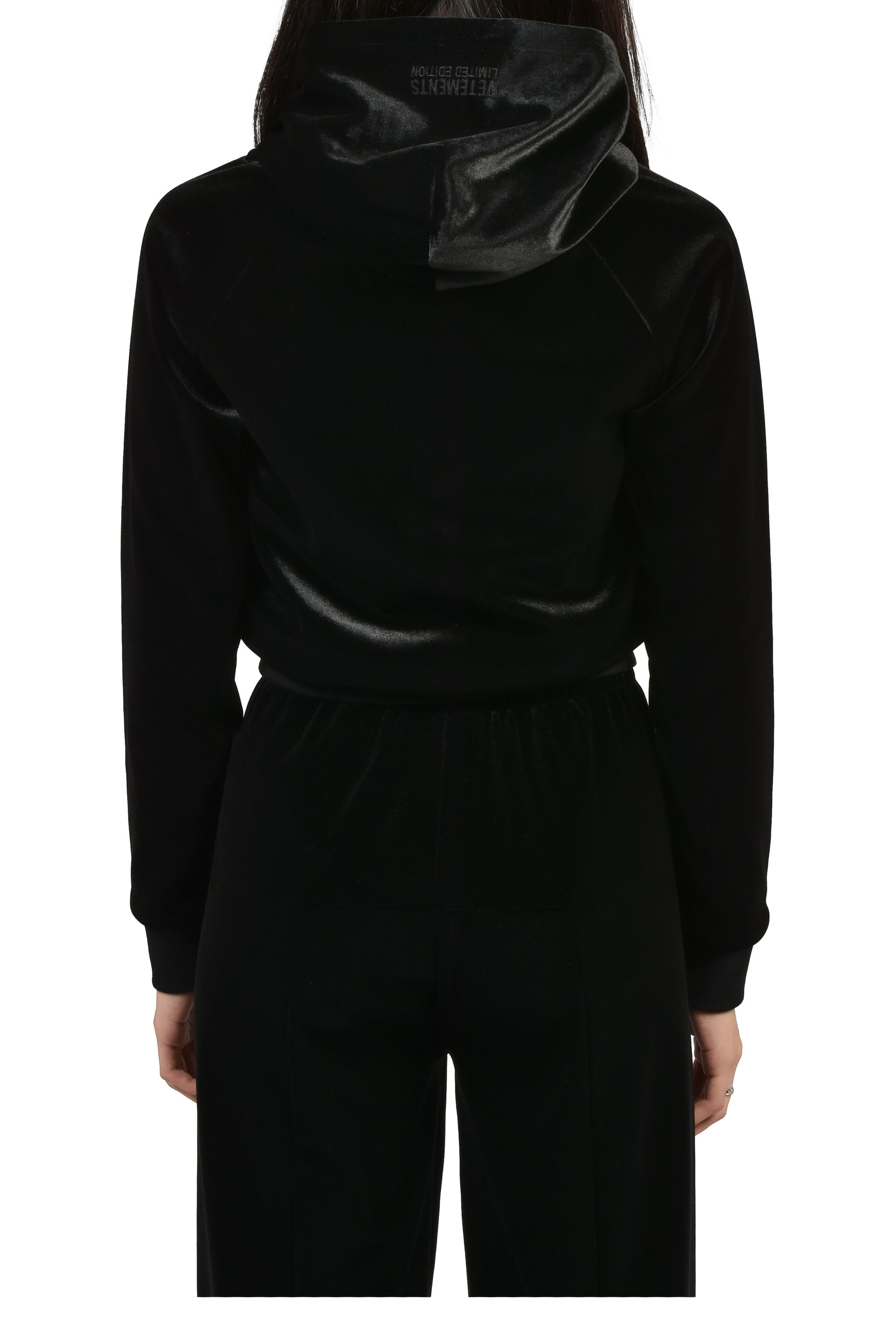 VELVET FITTED ZIP-UP HOODIE / BLK