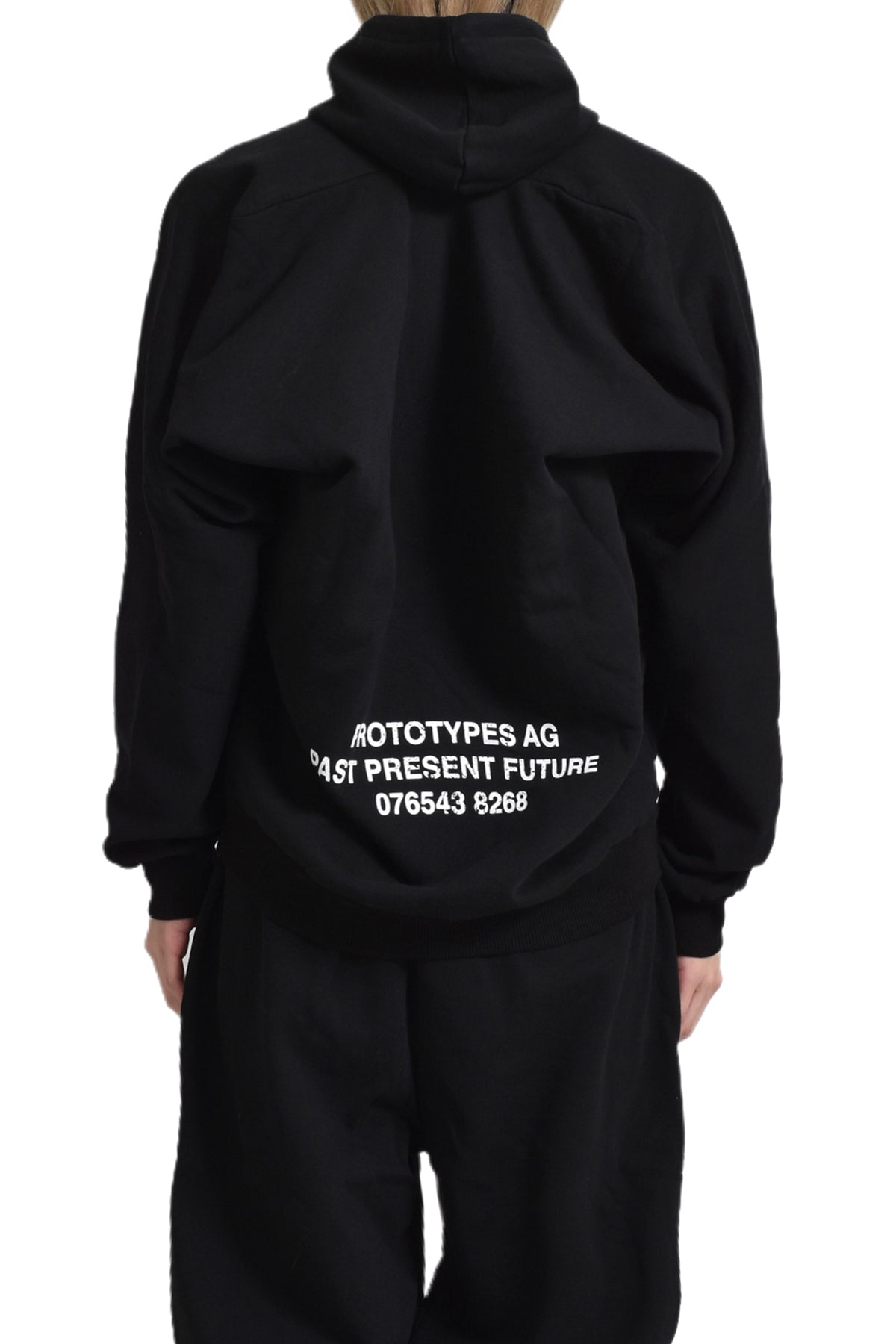 MOVED NECKLINE HOODIE / BLK