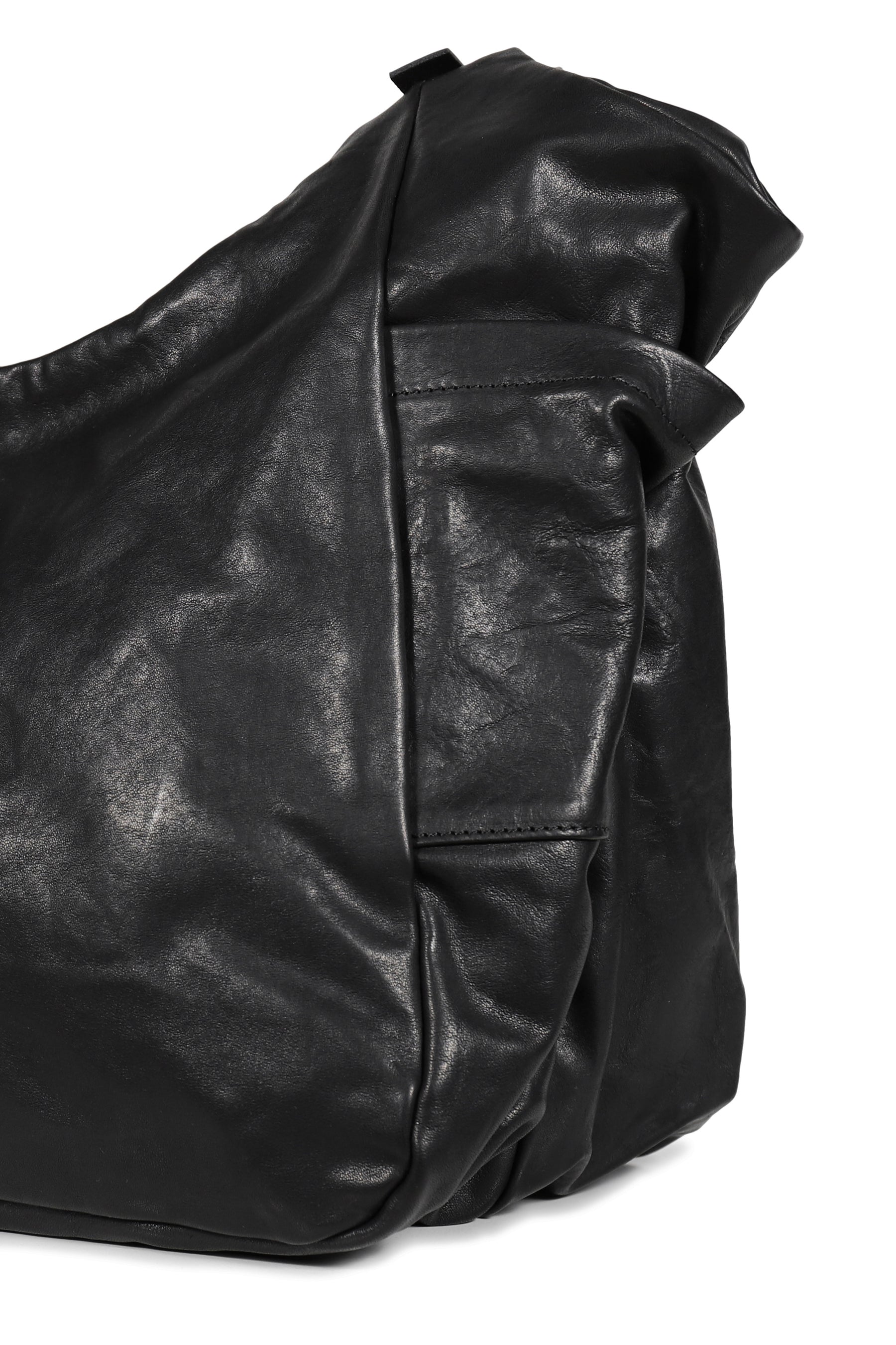 LEATHER SHOULDER BAG / BLK