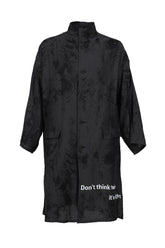 JACQUARD MESSAGE PRINT STAND COLLAR JACKET / BLK