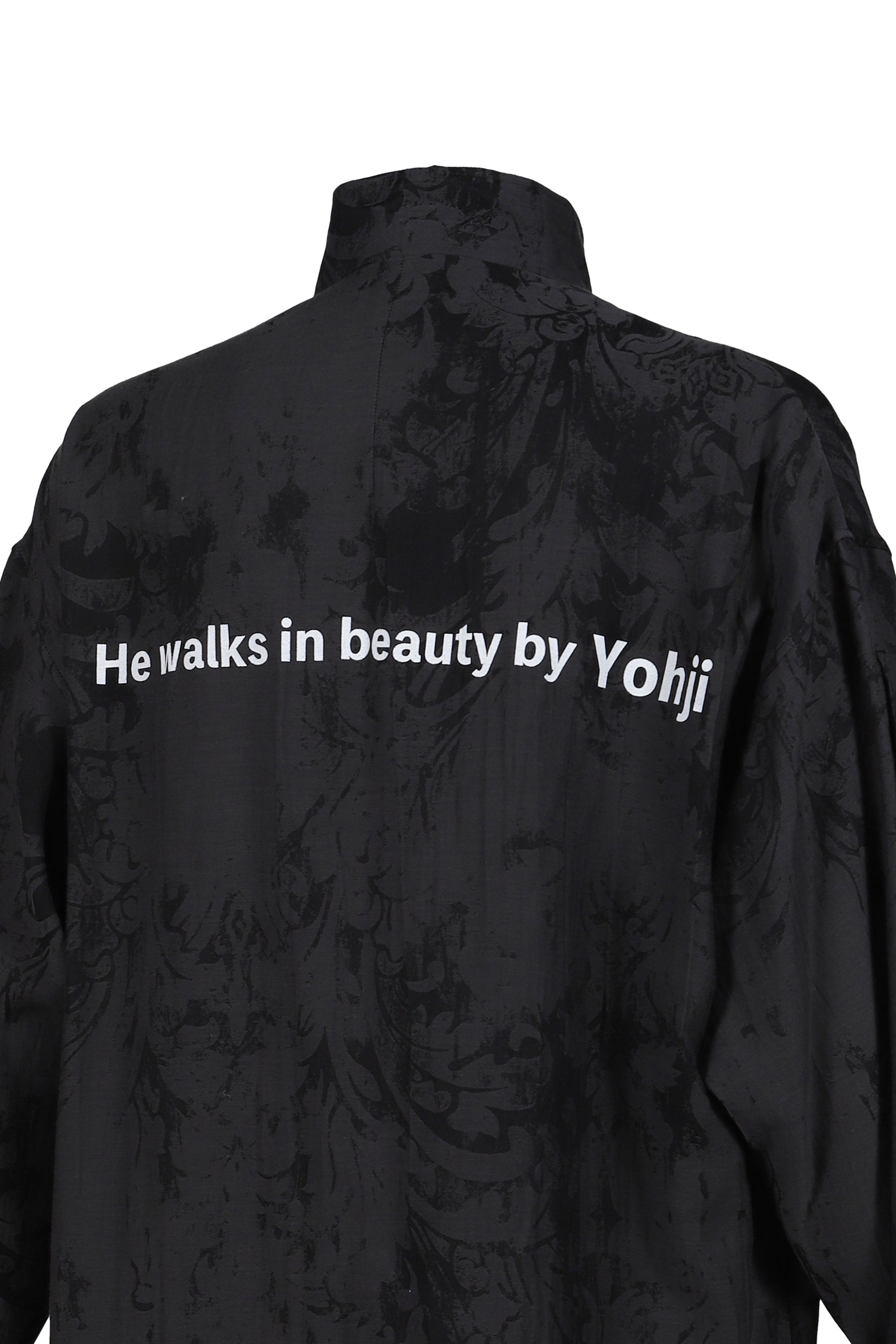 JACQUARD MESSAGE PRINT STAND COLLAR JACKET / BLK