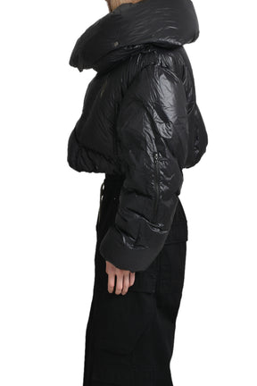 HYDRA PUFFER (CROP) / BLK