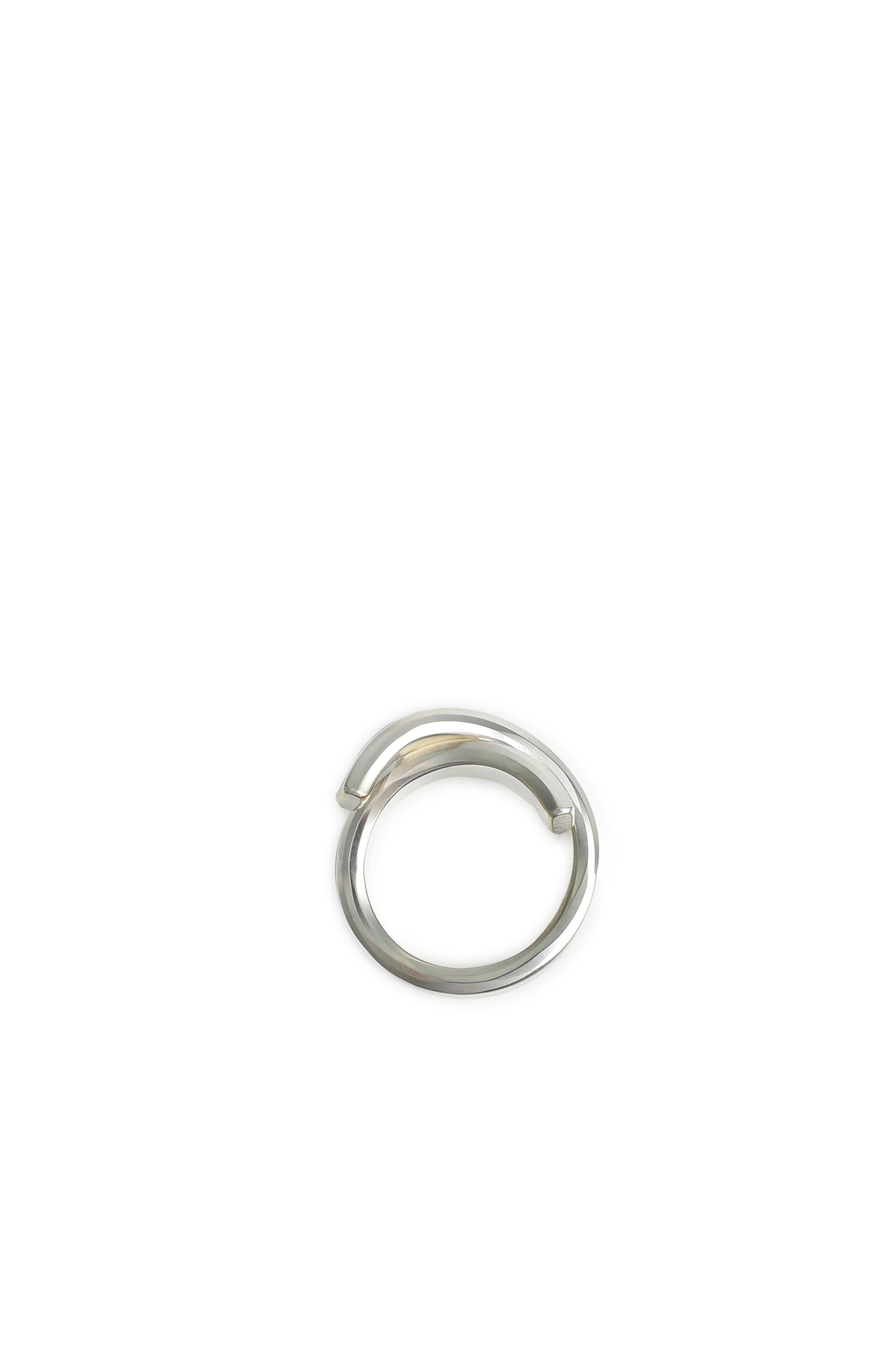 RING EMBRACE / SIL