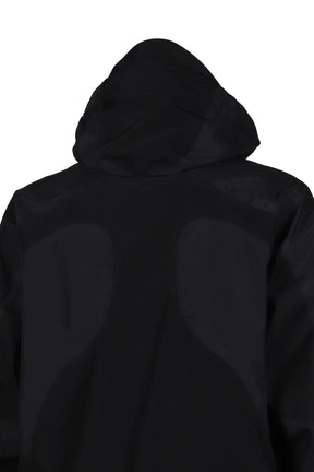 GORE-TEX HOODED JACKET / BLK