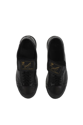 JABBAR LOW / CORE BLK/CORE BLK/GLD MTL