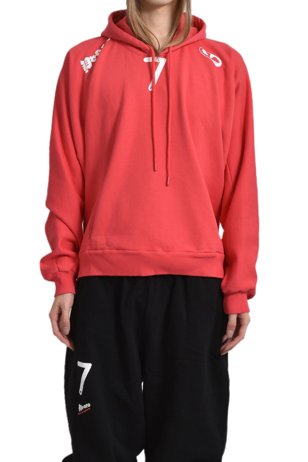 MOVED NECKLINE HOODIE / RED