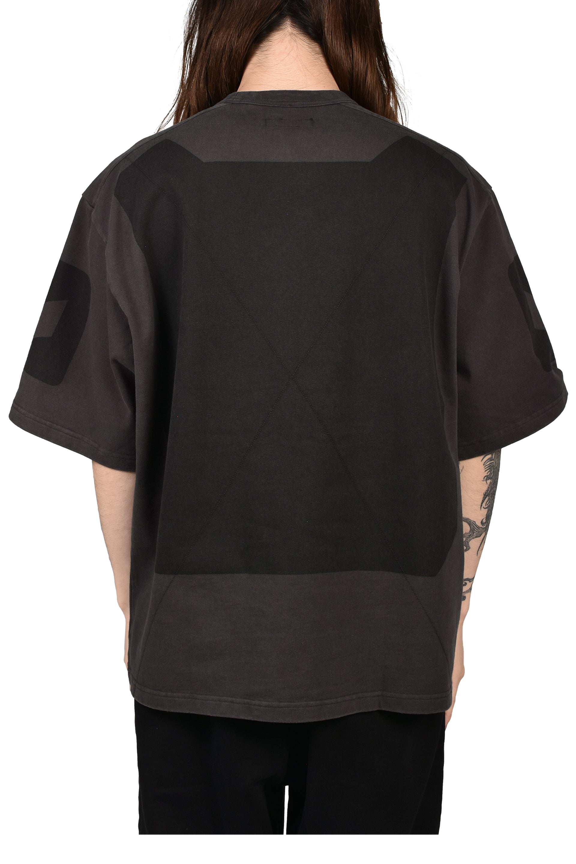 OVERSIZED ARMOR TEE / BLK