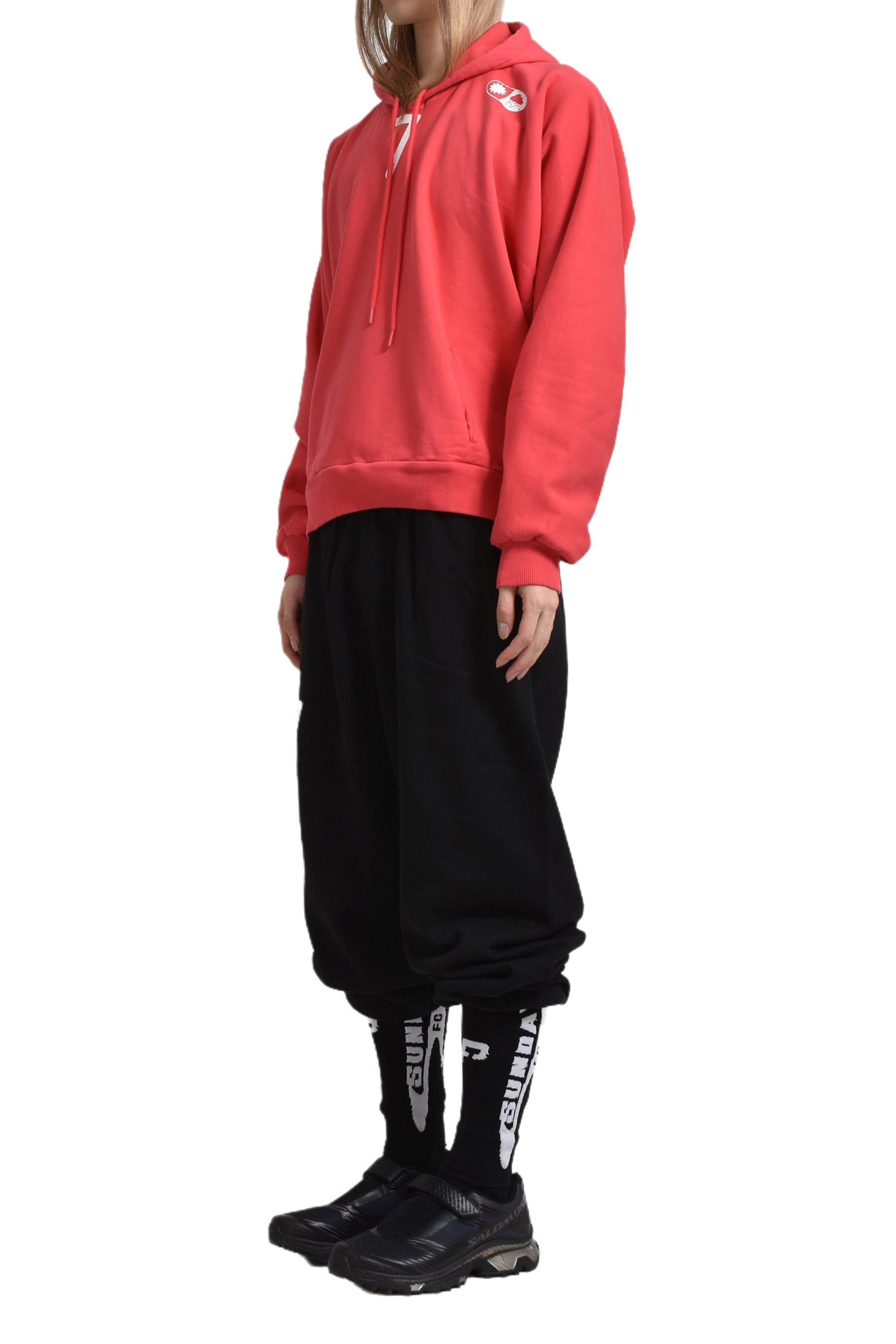 MOVED NECKLINE HOODIE / RED