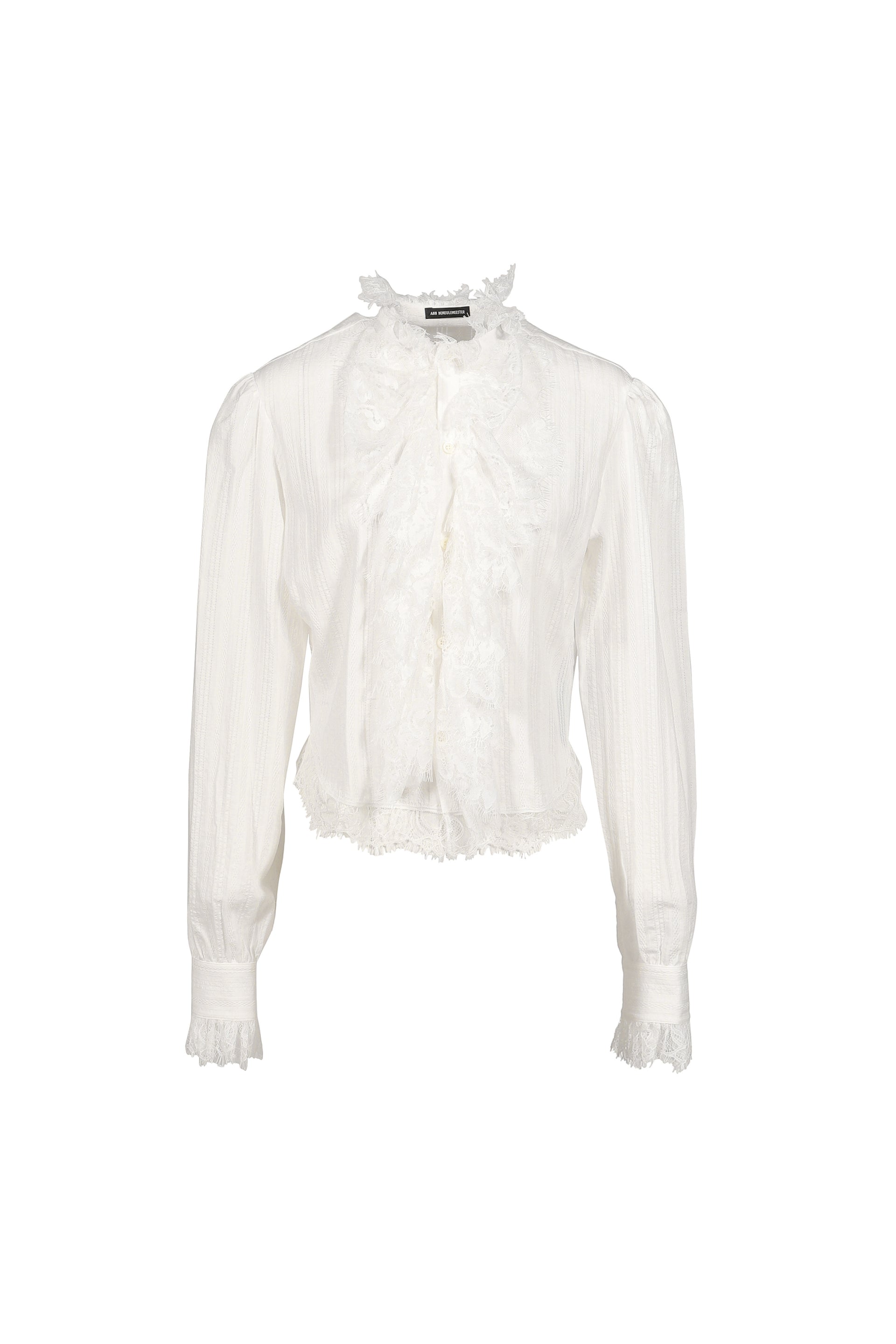 FREDA COMFORT SHIRT WITH LACE RUFFLES / WHT
