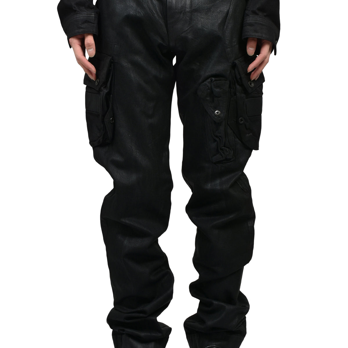 JULIUS ユリウス SS26 10OZ DENIM GASMASK CARGO / BLK WAX - NUBIAN