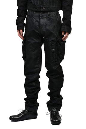 JULIUS ユリウス SS26 10OZ DENIM GASMASK CARGO / BLK WAX - NUBIAN