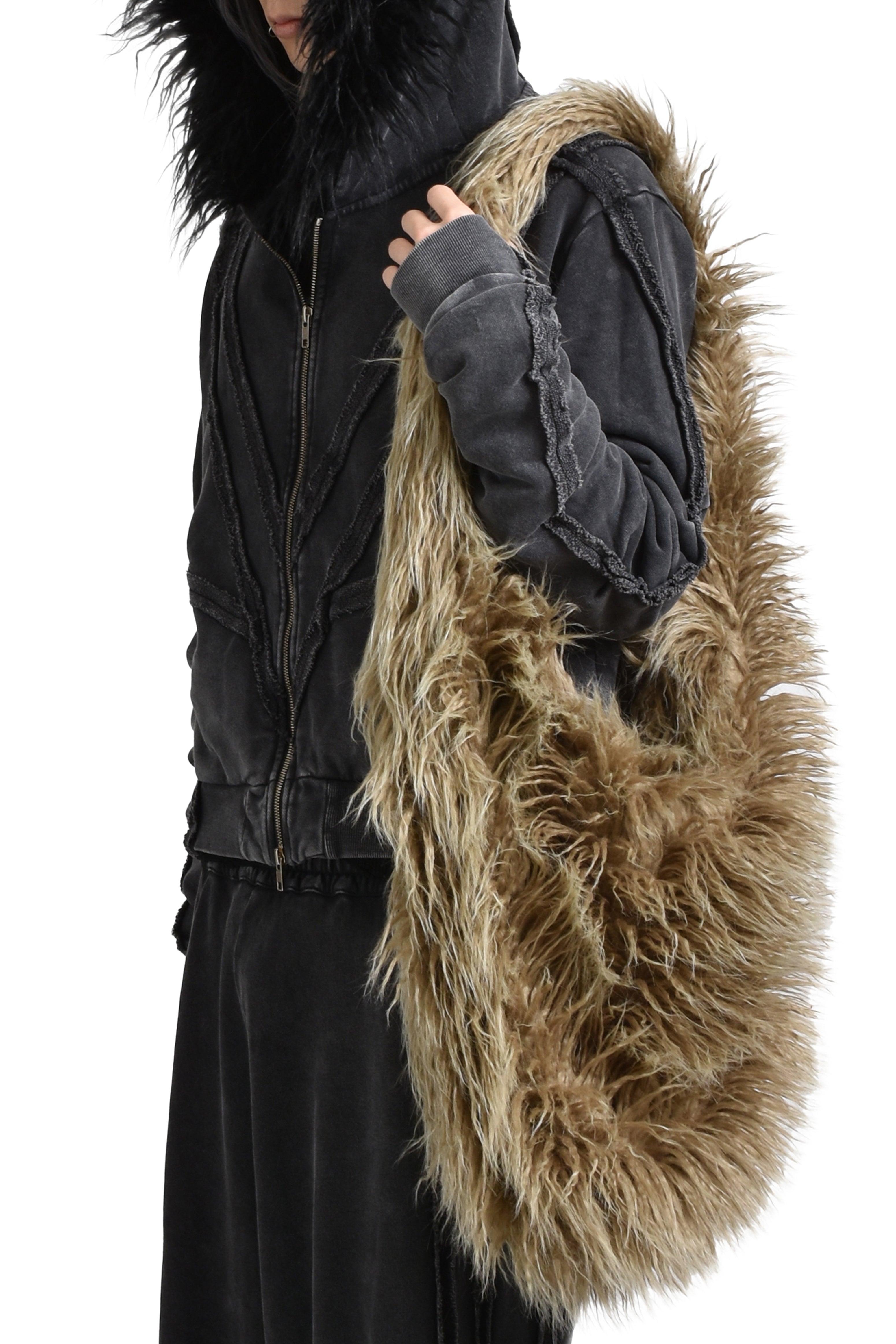 【FILTH】HAIRY FUR OVERSIZED SHOULDER BAG HAIRY FUR OVERSIZED SHOULDER BAG - FILTH