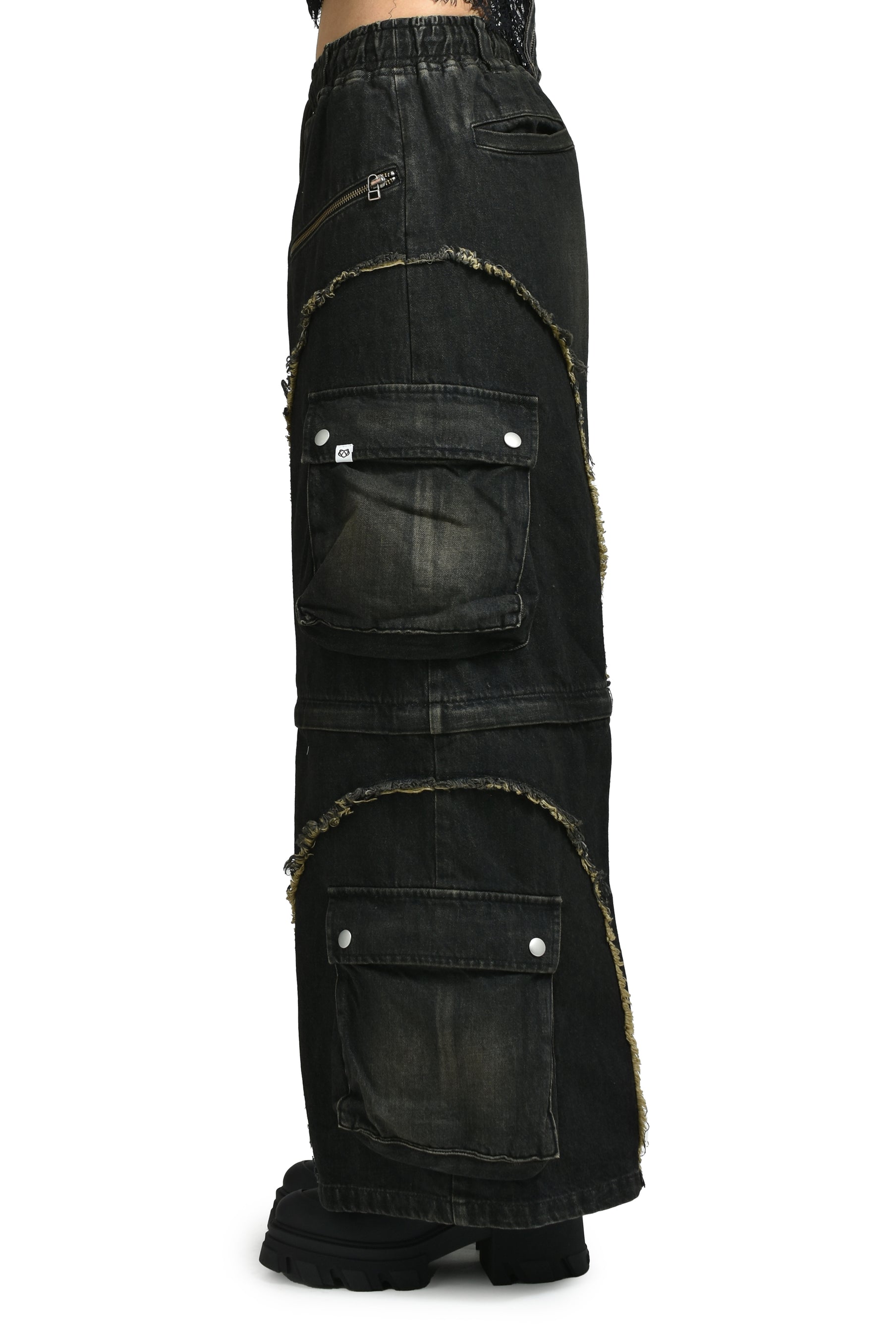 SPLIT DENIM CARGO PANTS / BLK