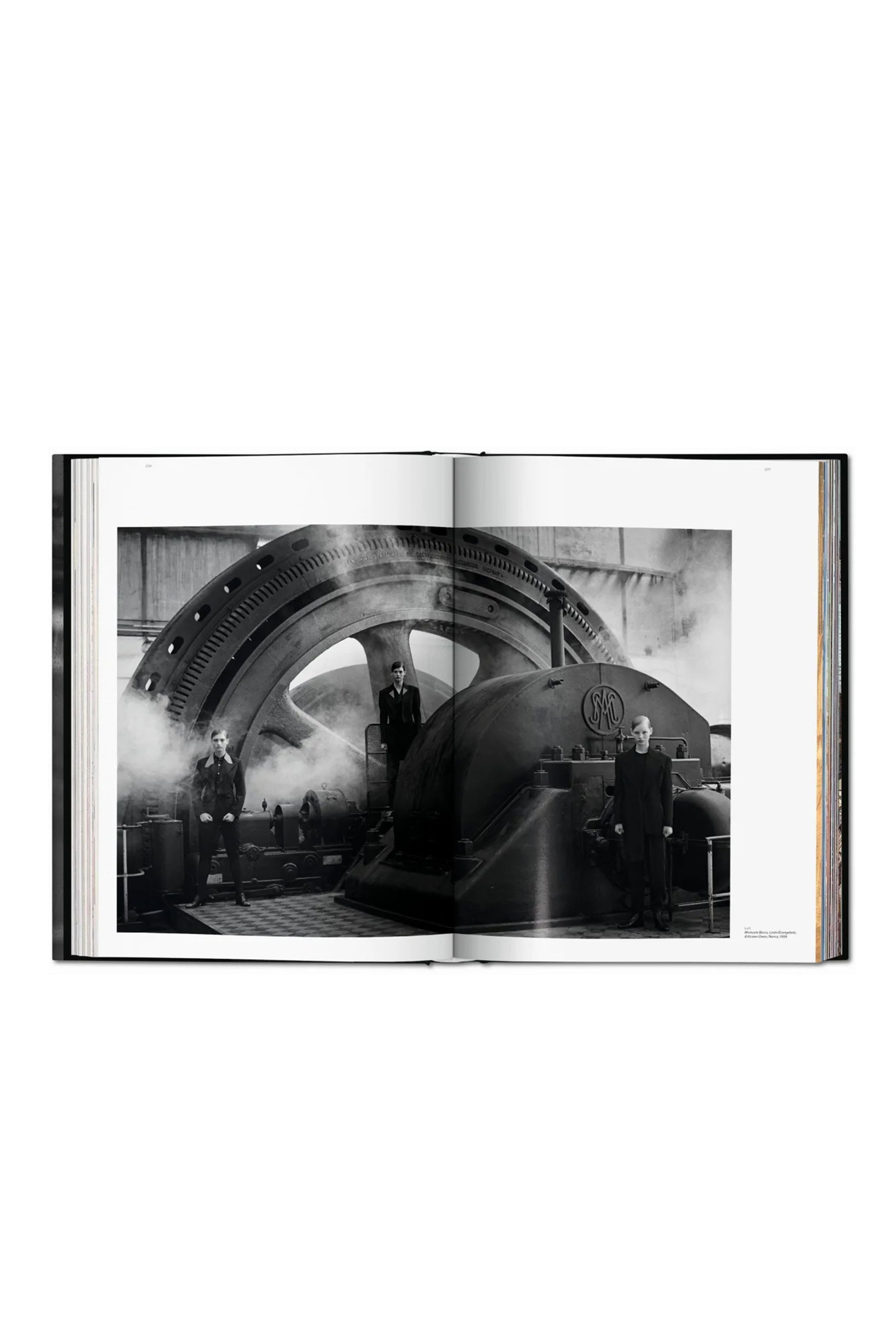 PETER LINDBERGH. ON FASHION PHOTOGRAPHY / 2020