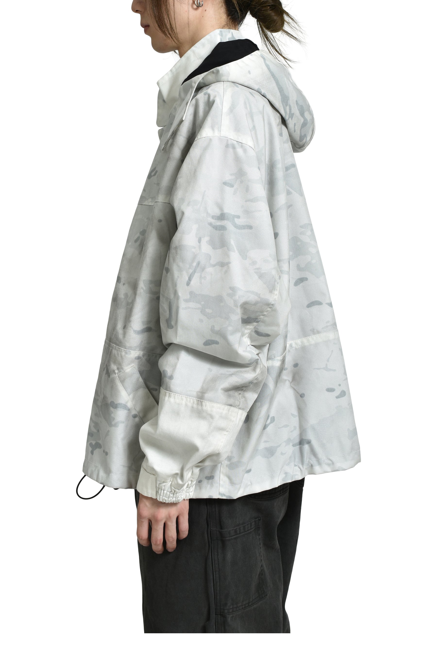 SHORT PARKA / DIRTY SNOW CAMO 