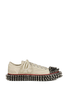 DIRTY SPIKE TOE CAP CANVAS SNEAKER / WHT