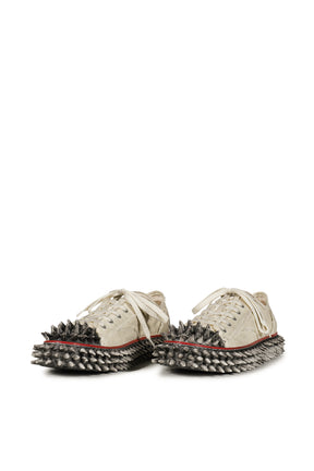 DIRTY SPIKE TOE CAP CANVAS SNEAKER / WHT