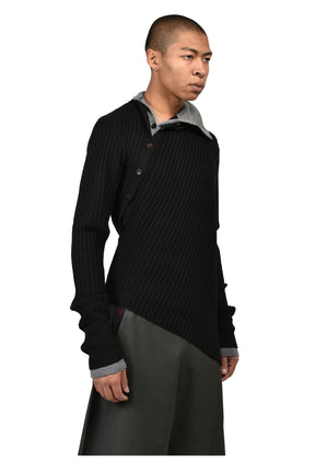 ASYMETRICAL TURTLE NECK / BLK