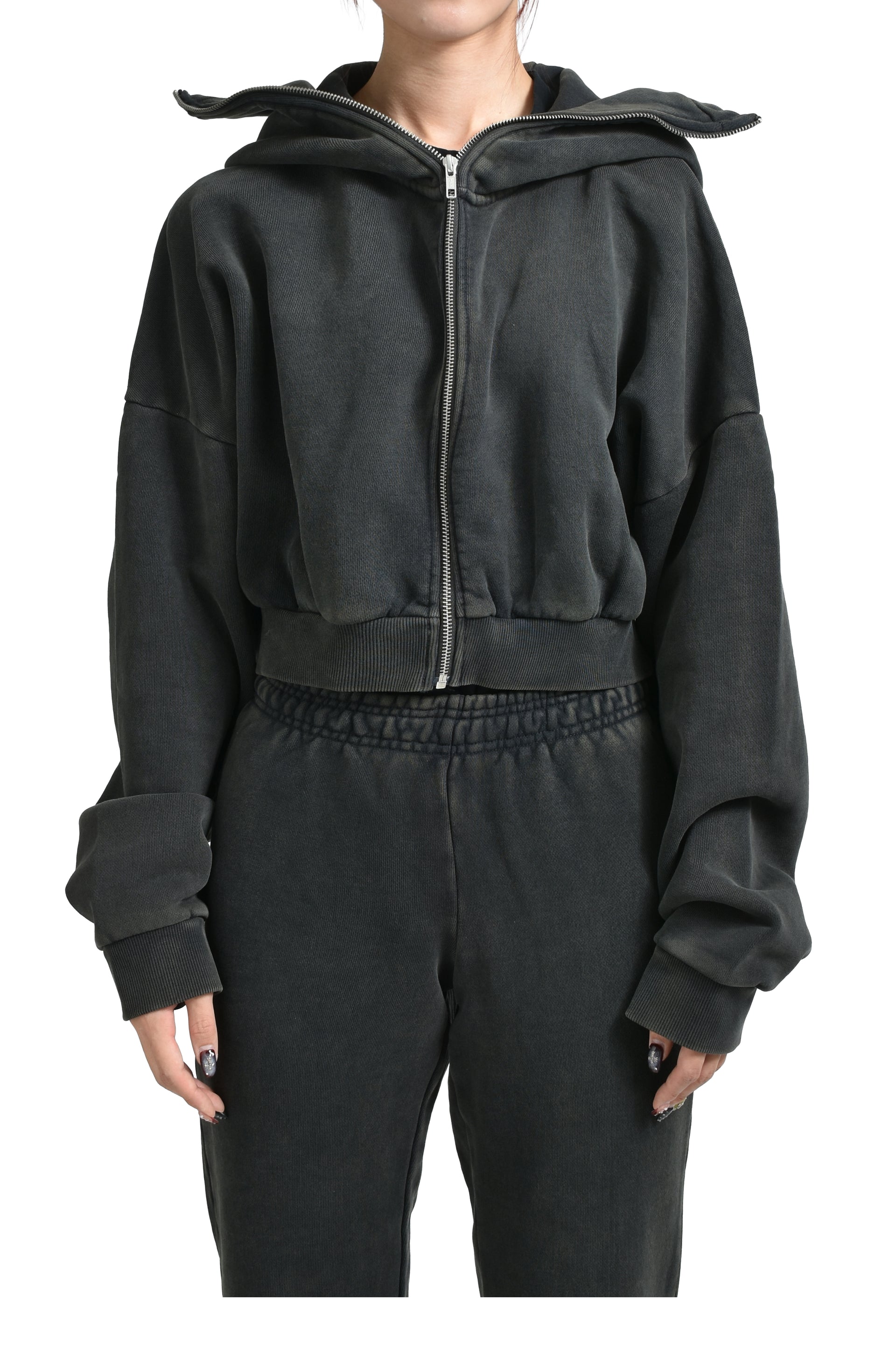 CROPPED FULL ZIP / WASHEDBLK