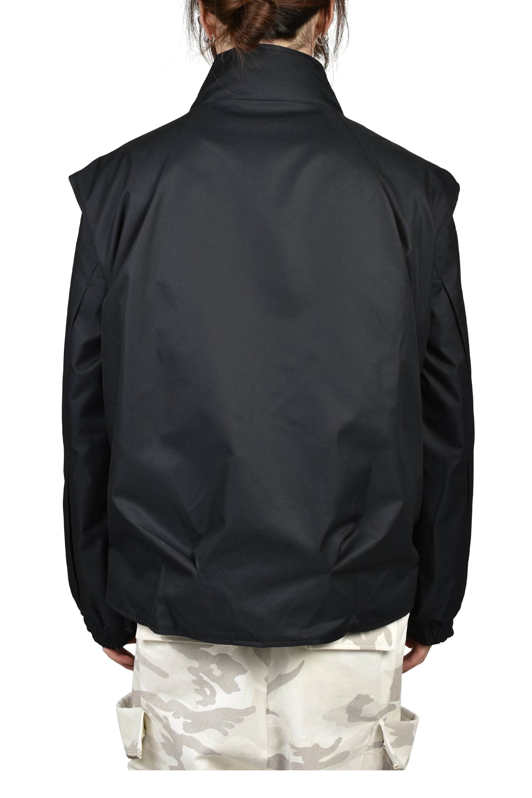 DARTED KALF VEST / CARBON BLK
