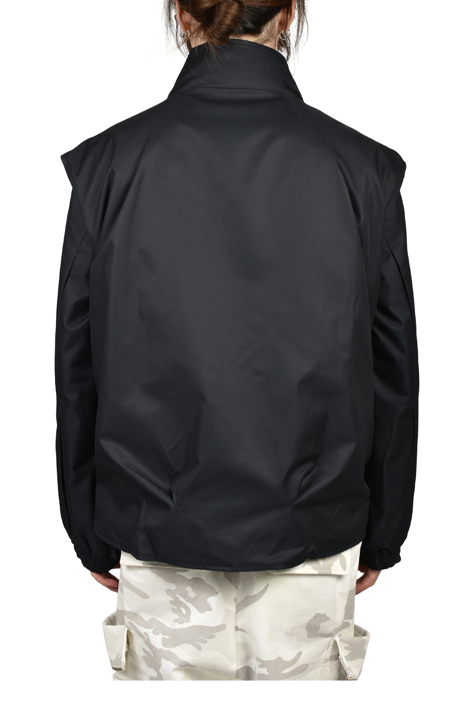 DARTED KALF VEST / CARBON BLK