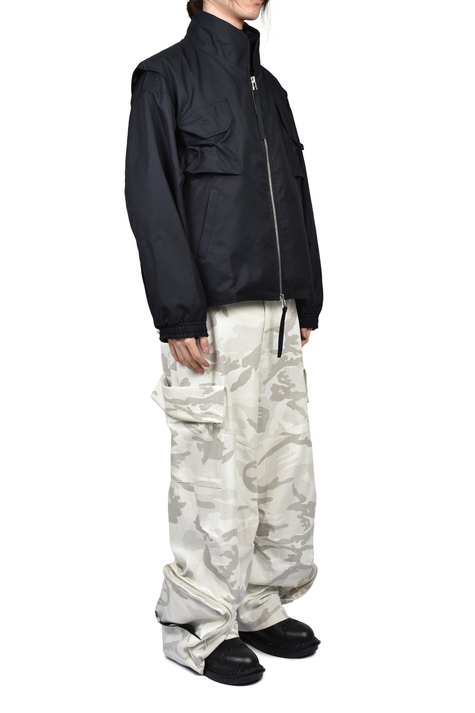 DARTED KALF VEST / CARBON BLK