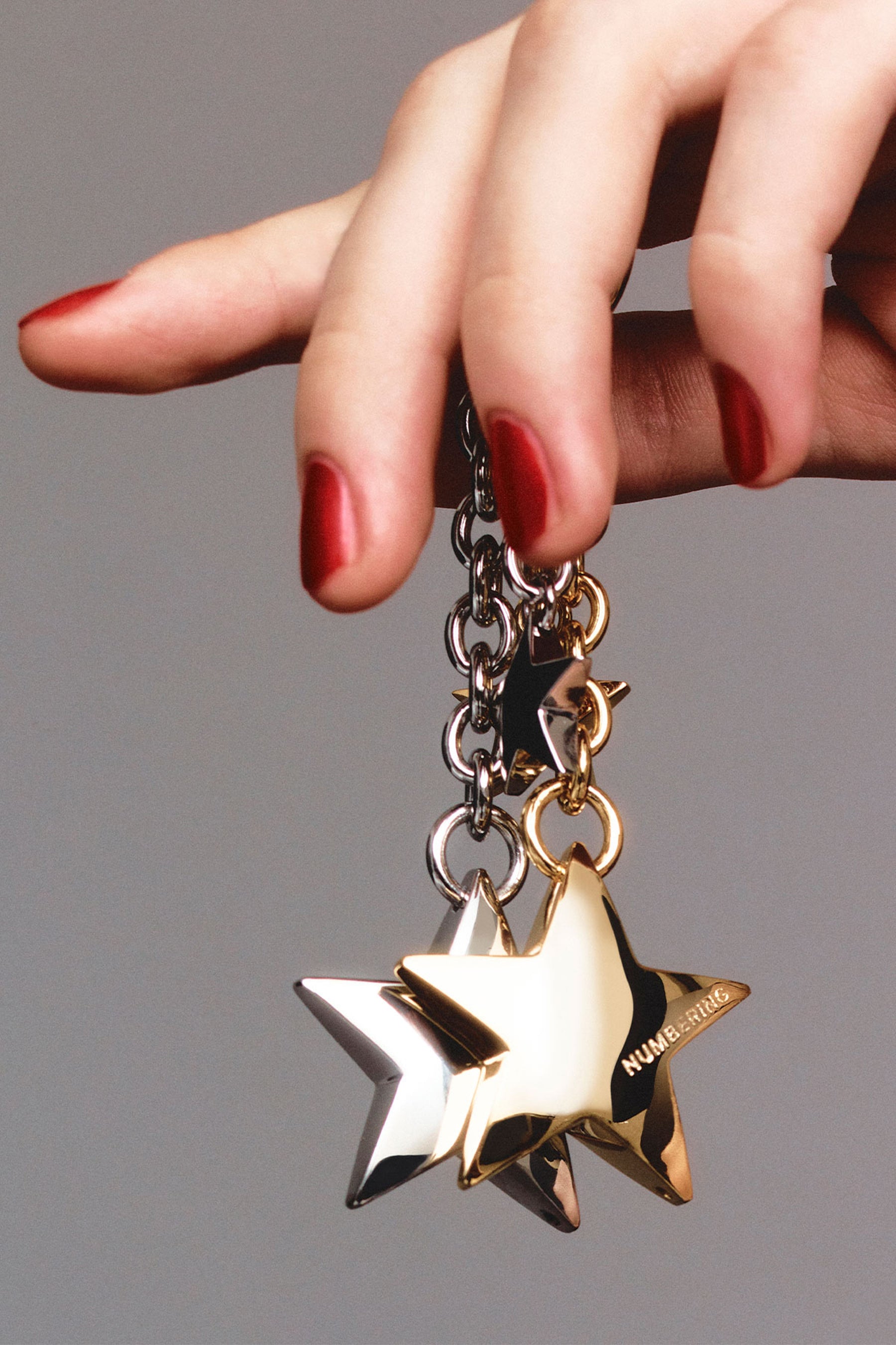 DOUBLE STAR CHARM KEY RING / SIL